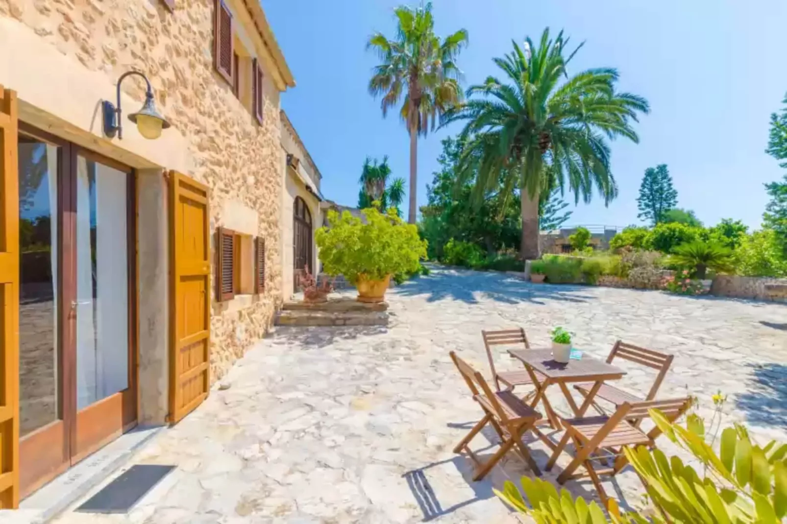Finca Can Setri-Terrace balcony