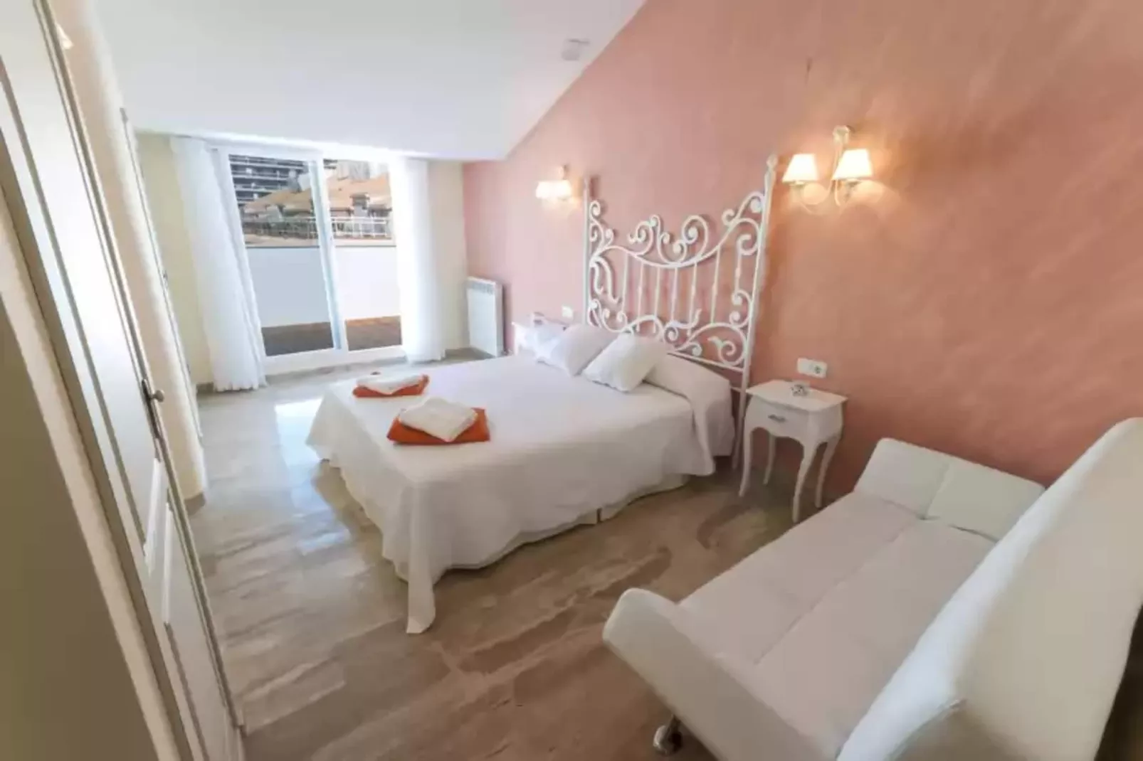Deseo-Bedroom