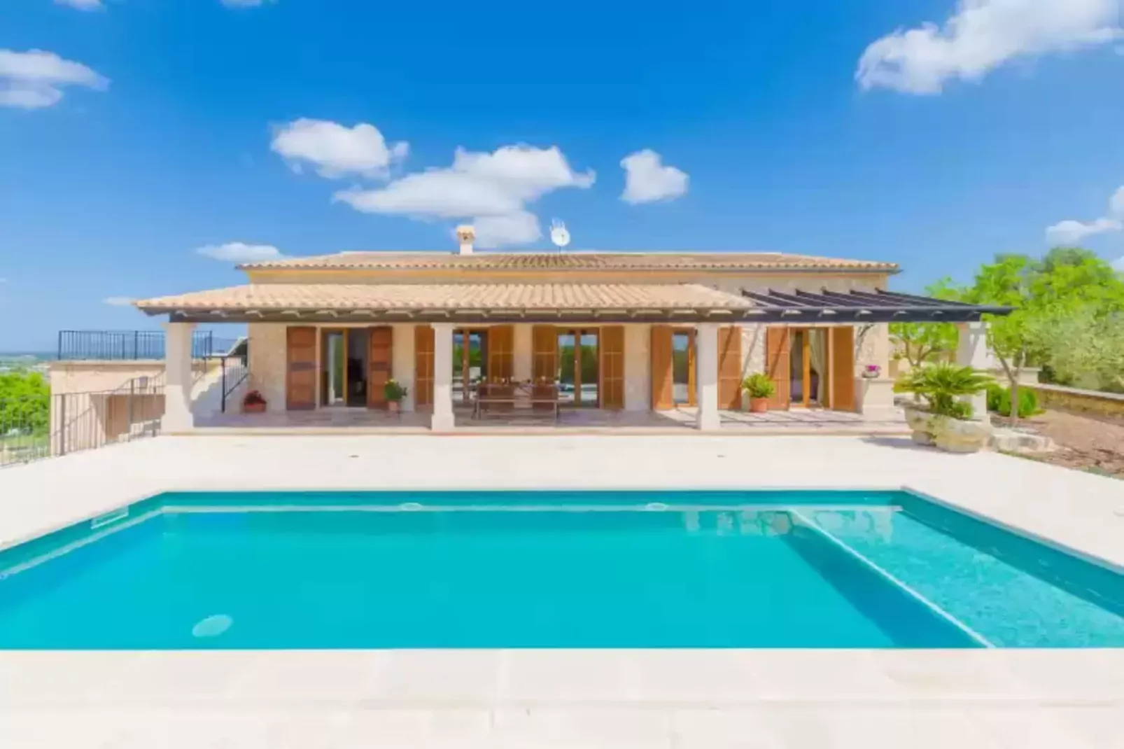 Son Roca-Pool