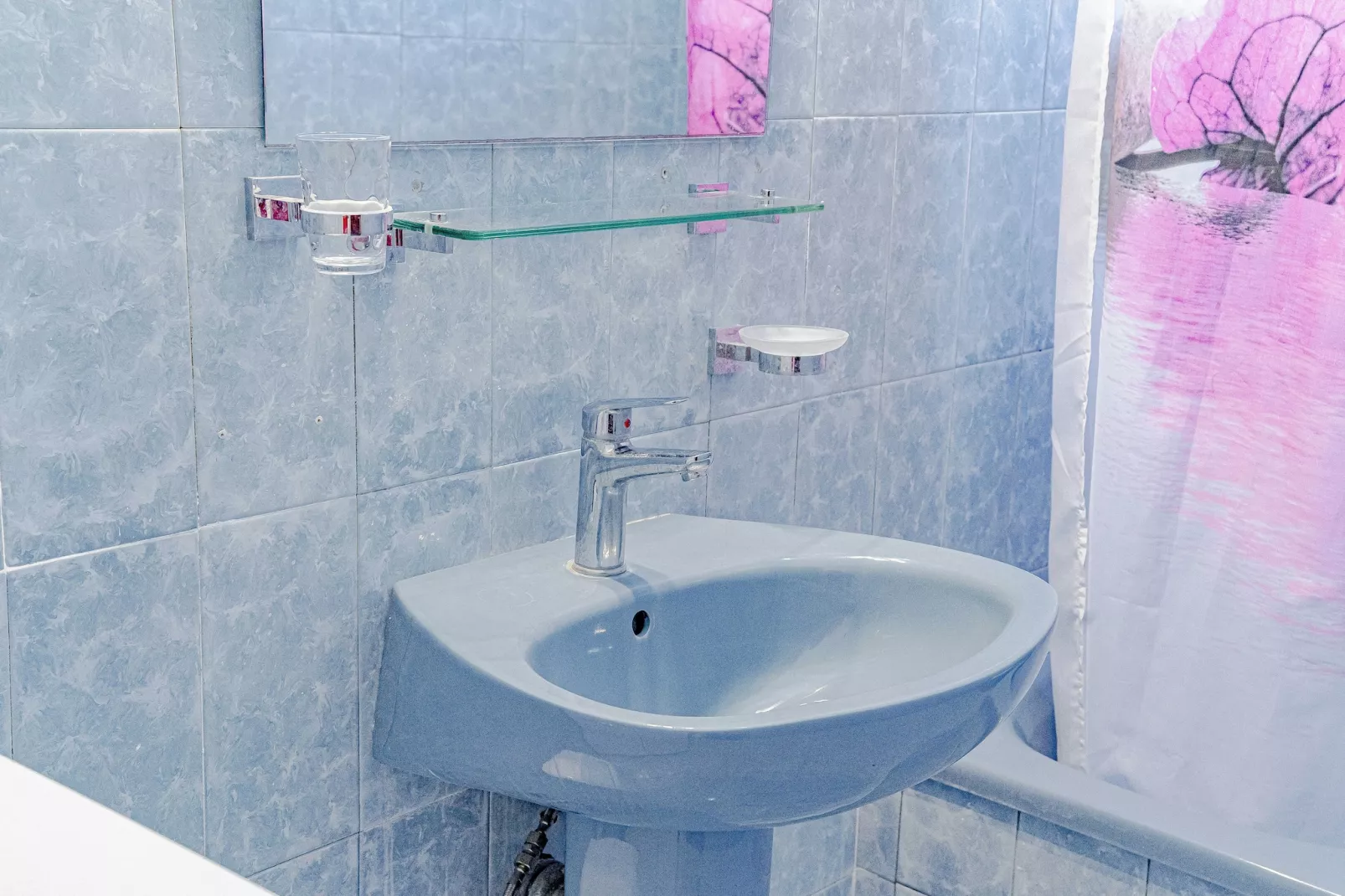 Apartments Kuzma - One-Bedroom Apartment with Balcony and Sea View-Bathroom