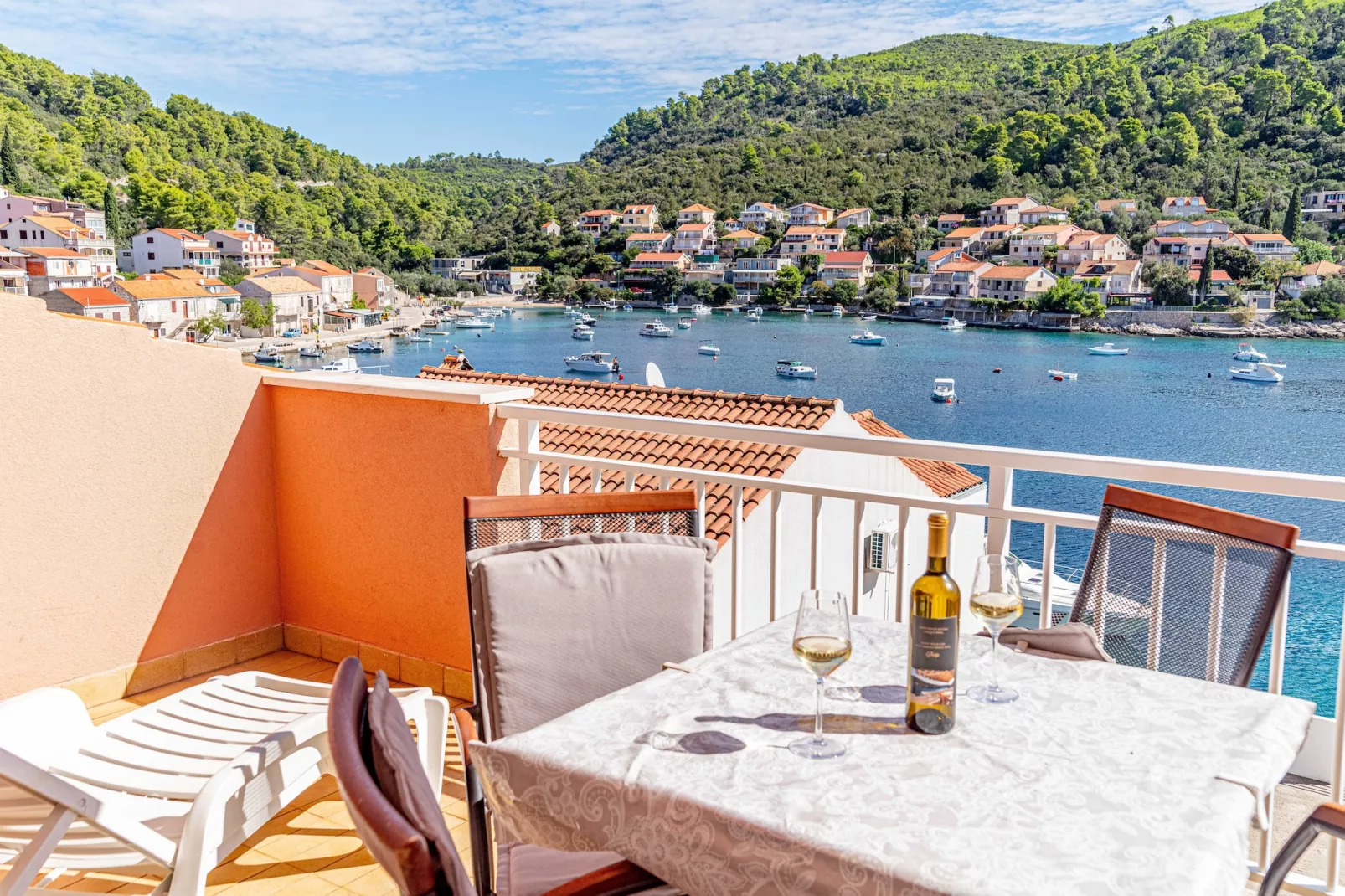 Apartments Kuzma - One-Bedroom Apartment with Balcony and Sea View-Terrace balcony