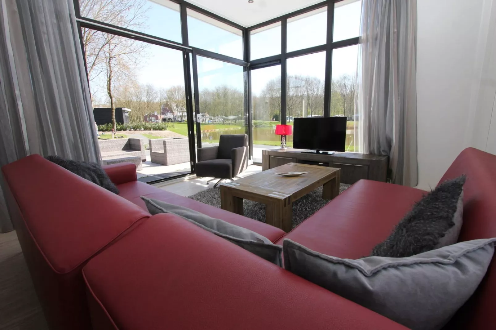 Resort Hooge Veluwe 6-Living room