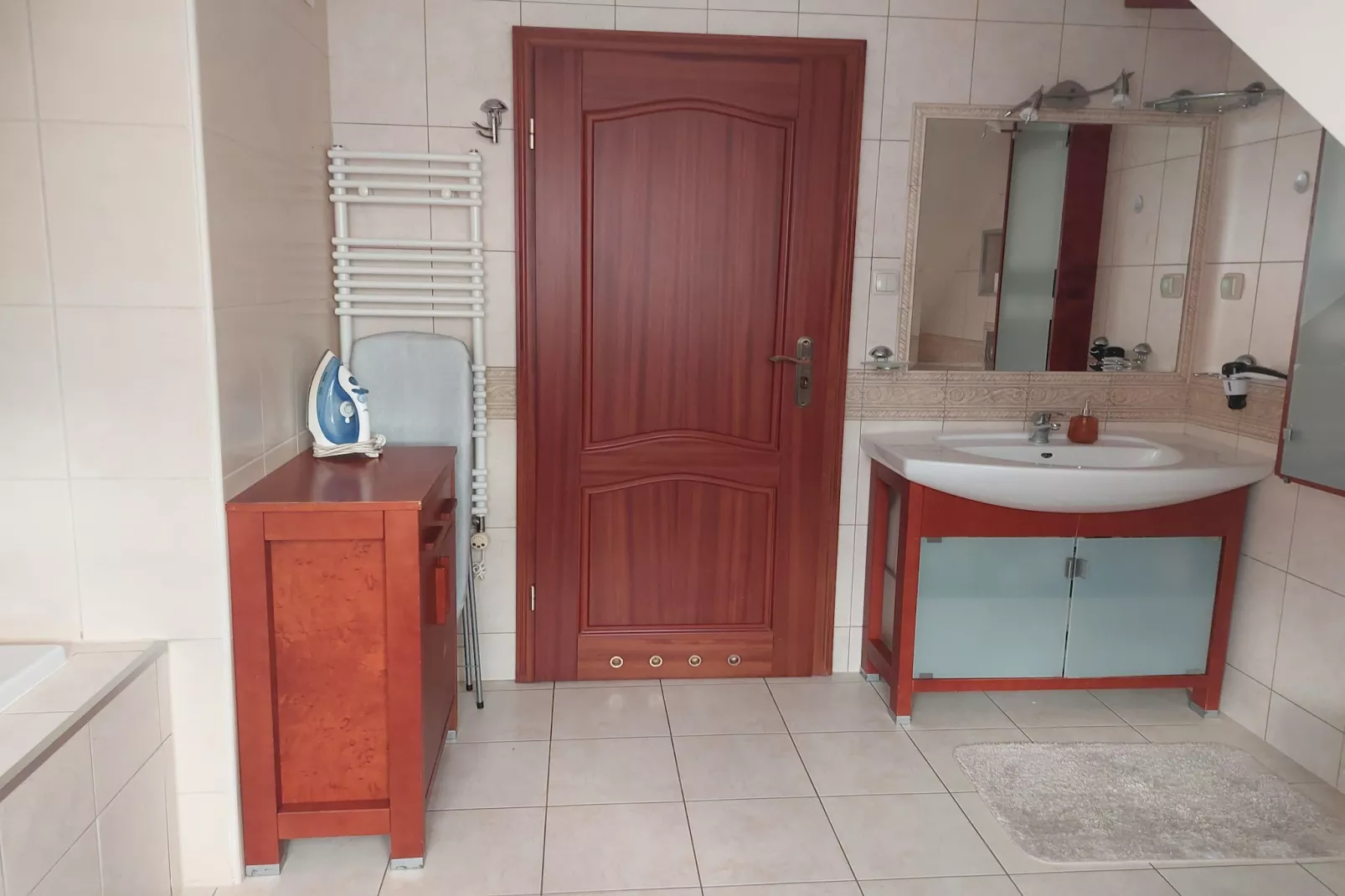 Komfortowy apartament dla 8 osób-Bathroom
