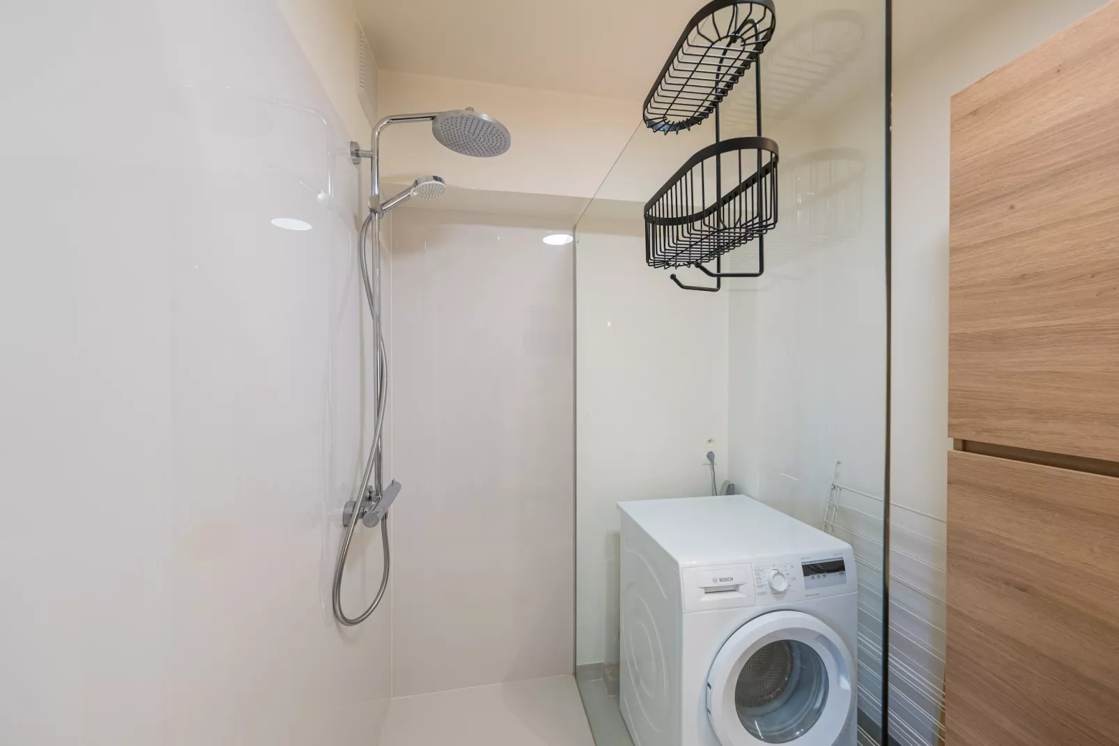 Majestic 0505-Bathroom