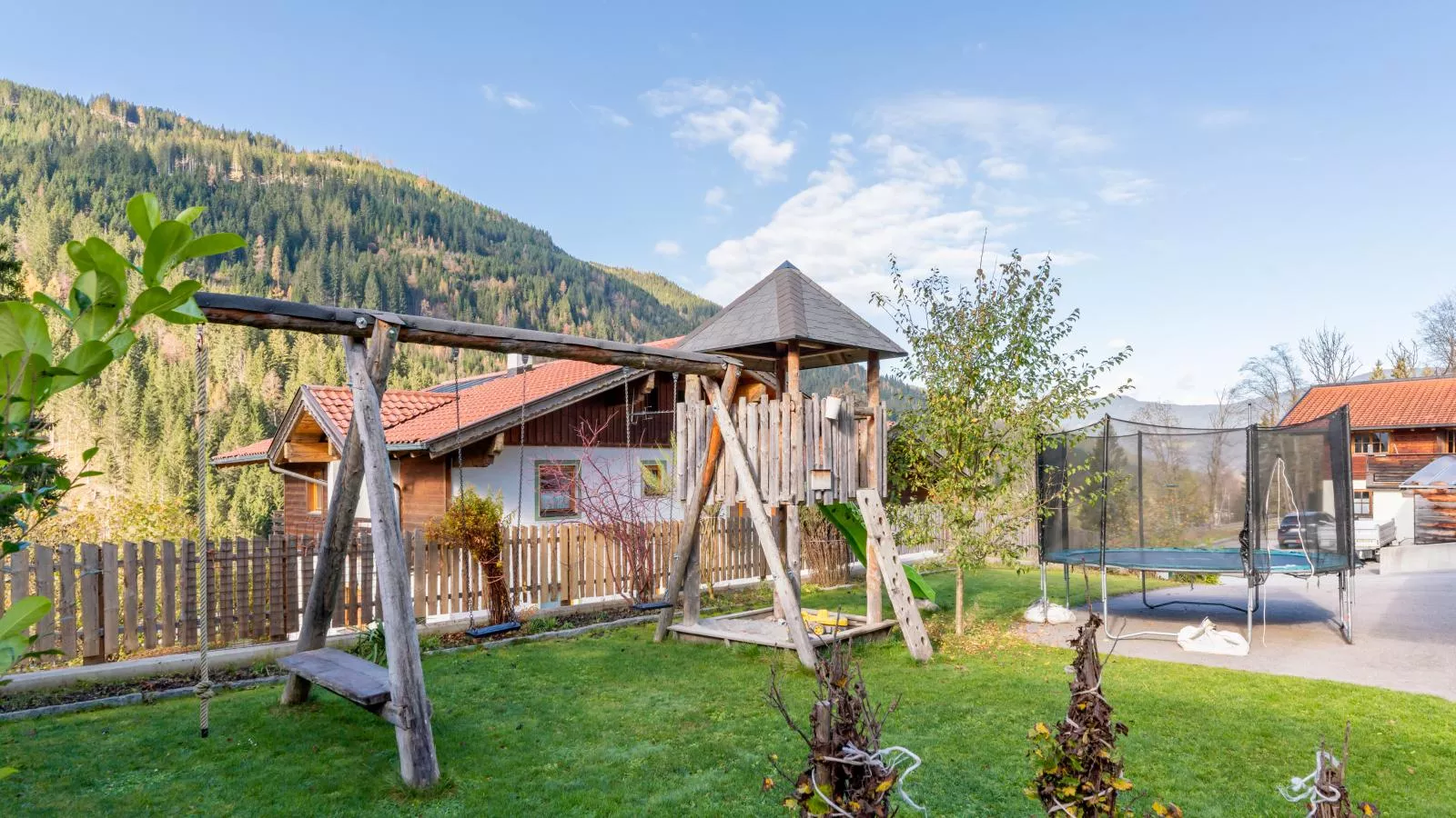 Tauern-Blick-Gardens summer