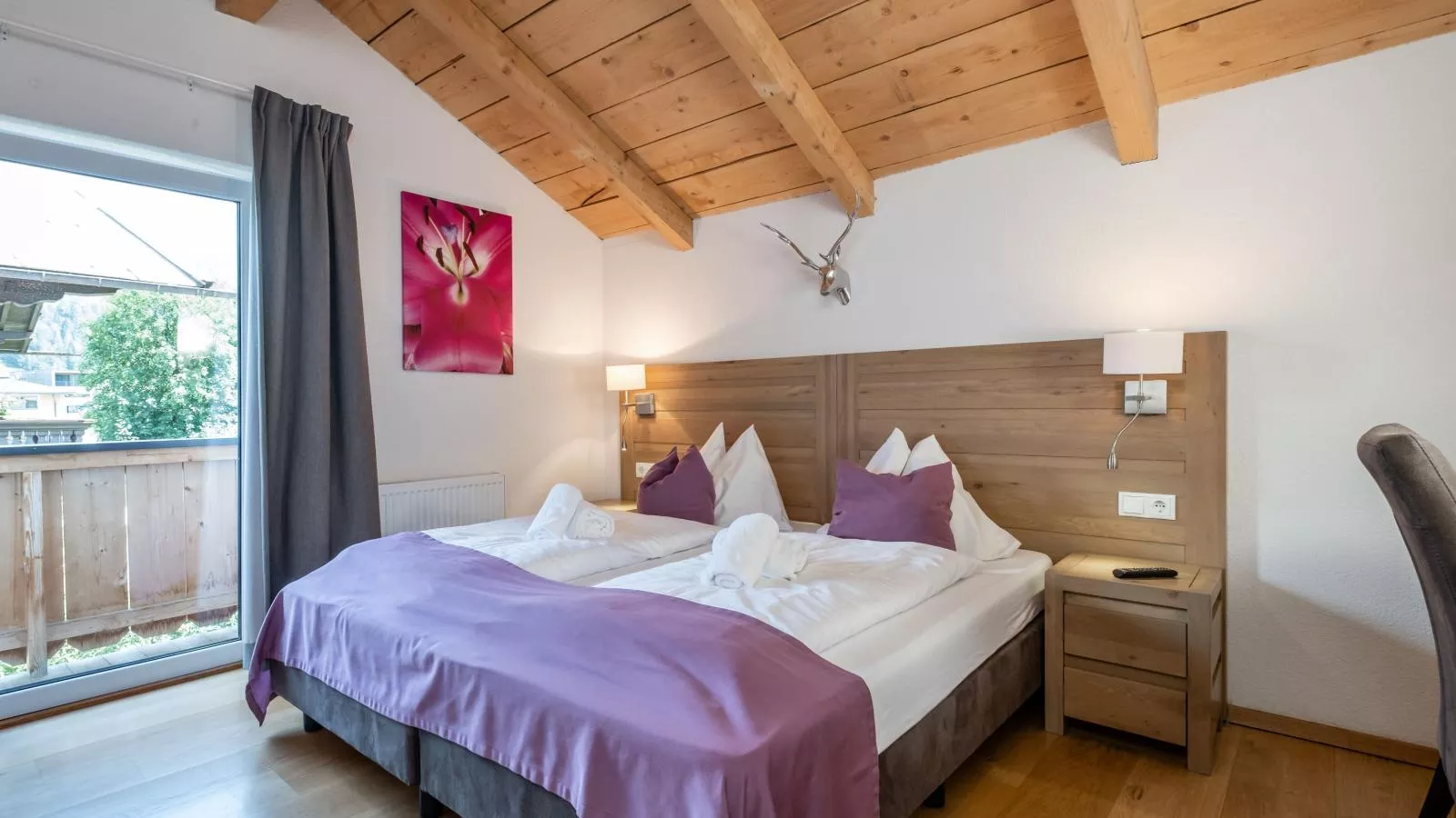 Cervus-Bedroom