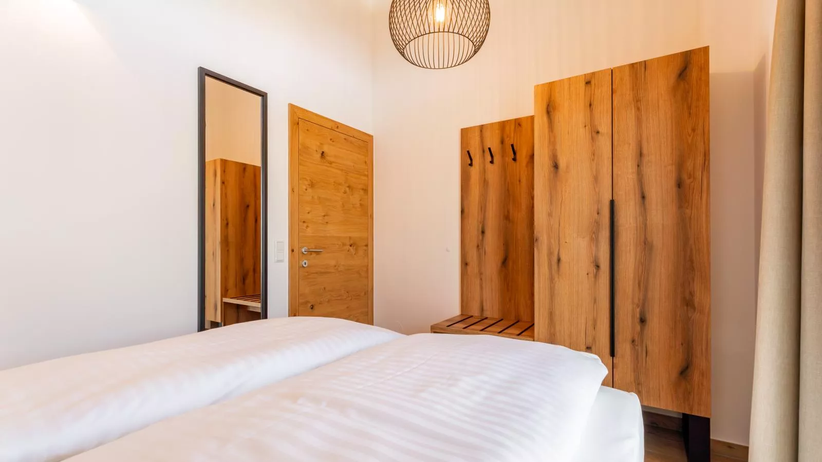 Grebenzen Lodge 51A-Bedroom