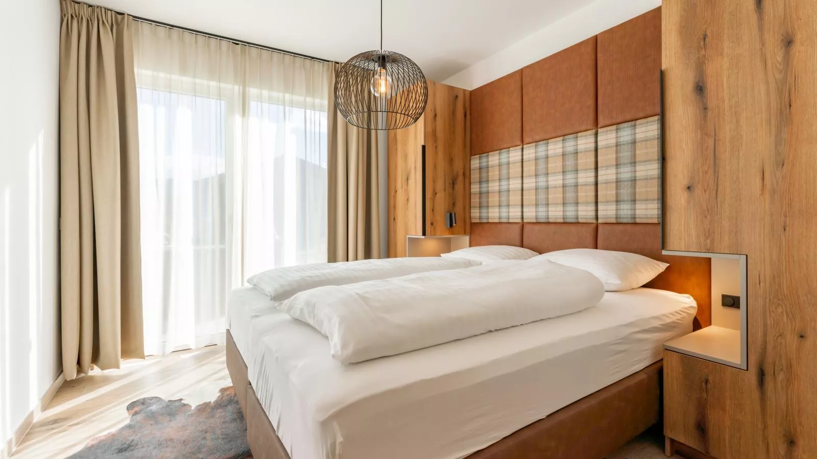 Grebenzen Lodge 51B-Bedroom