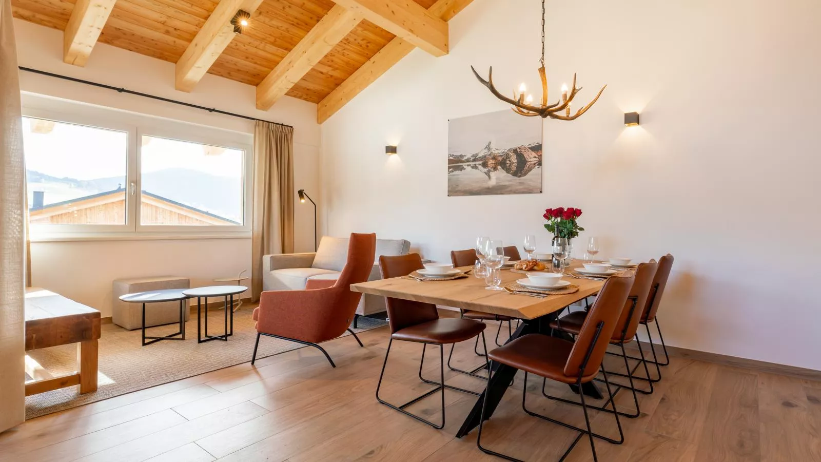Grebenzen Lodge 51B-Dining room