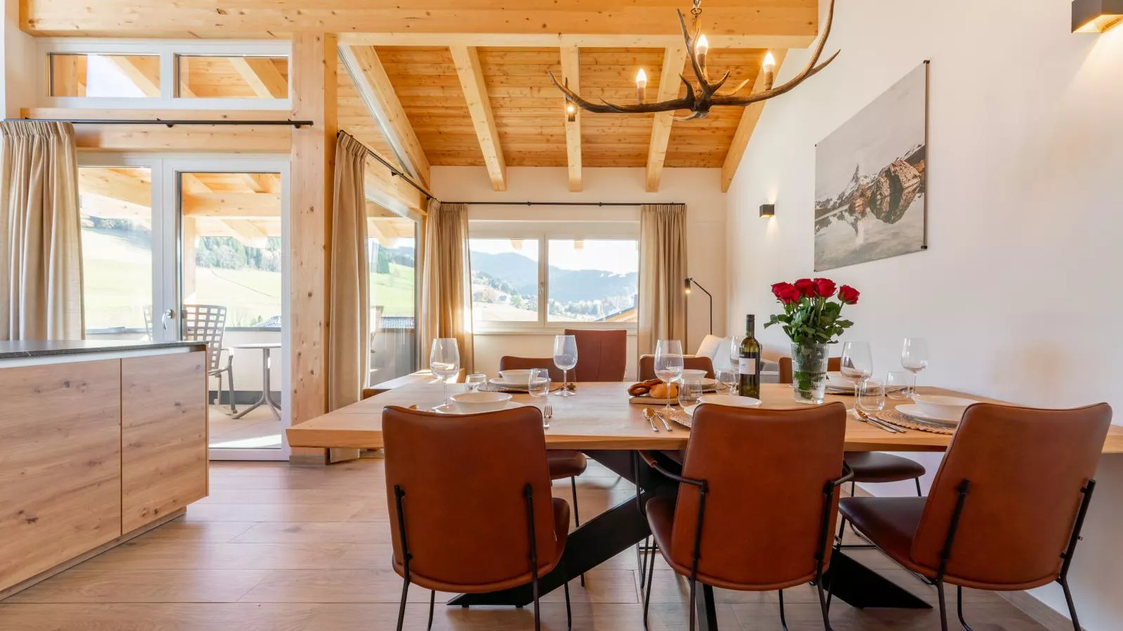 Grebenzen Lodge 51B-Dining room