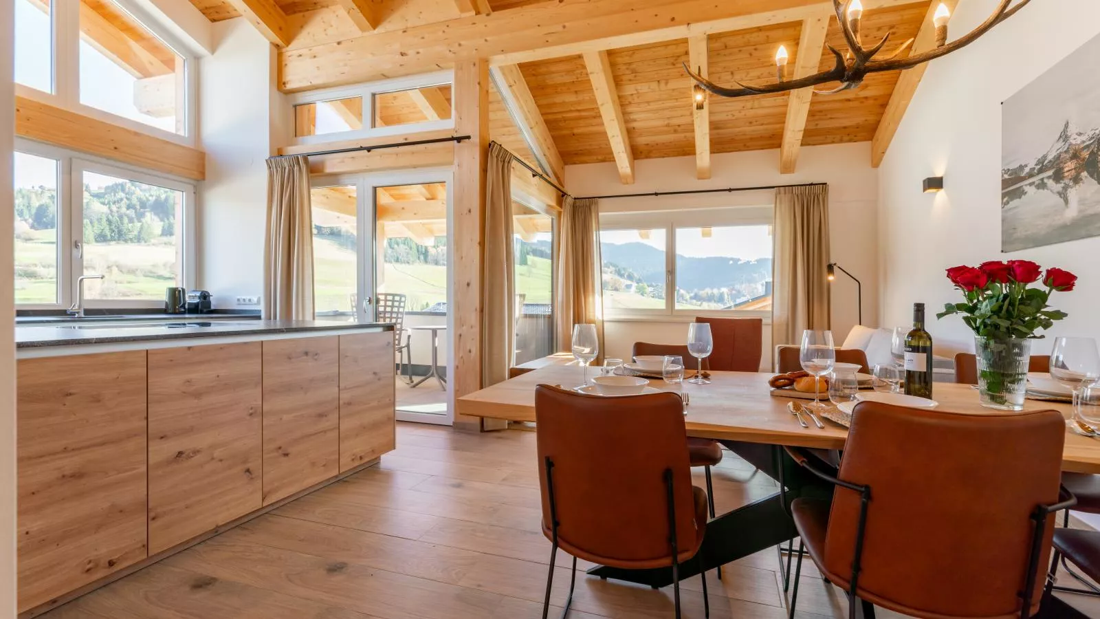 Grebenzen Lodge 51B-Dining room