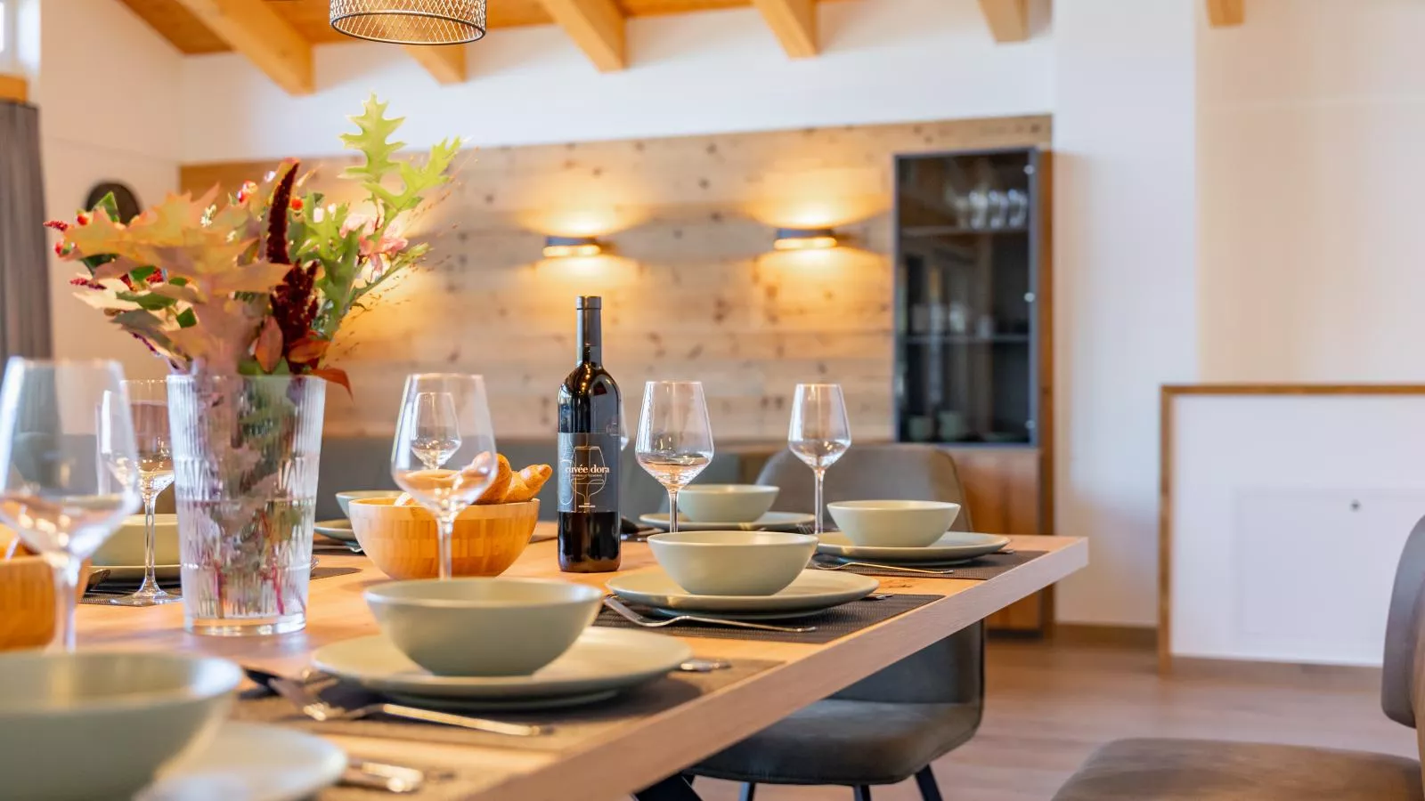 Grebenzen Lodge 53-Dining room