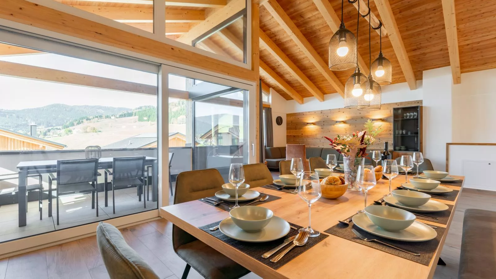 Grebenzen Lodge 53-Dining room