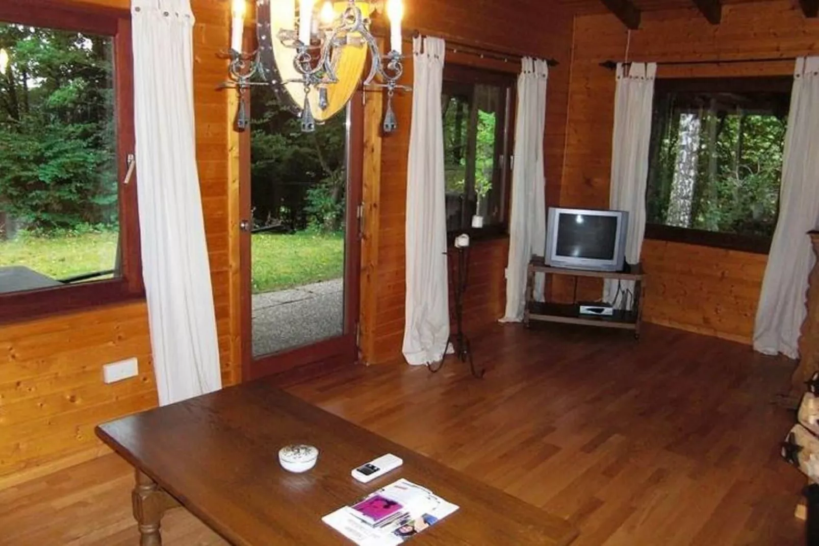 Im Knüllgebirge-Living room