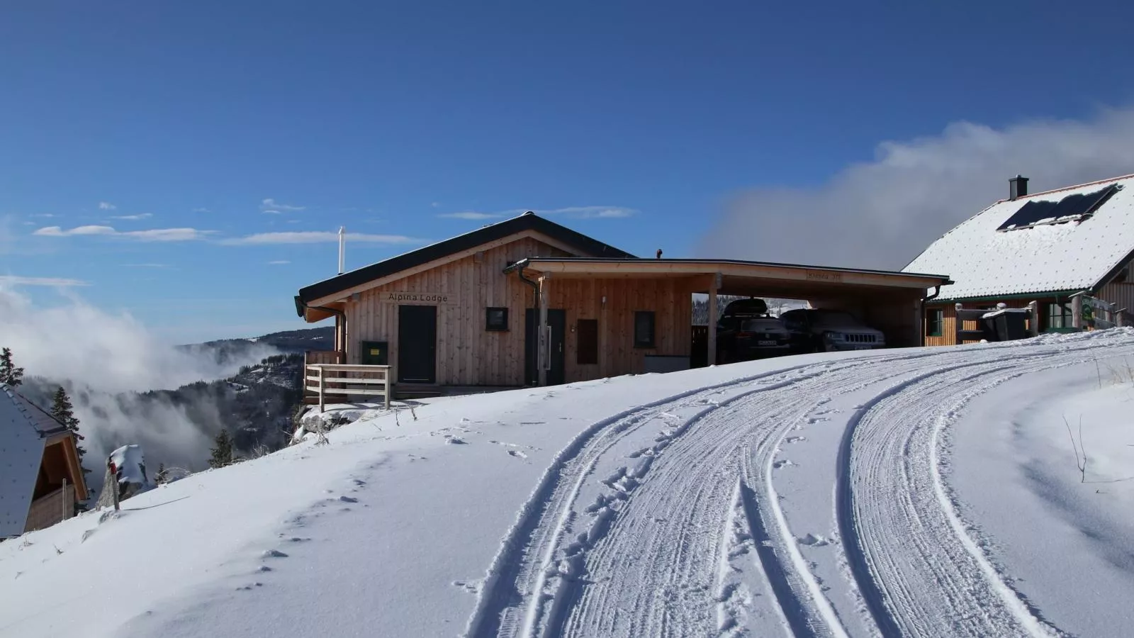 Alpina Lodge-Exterior winter