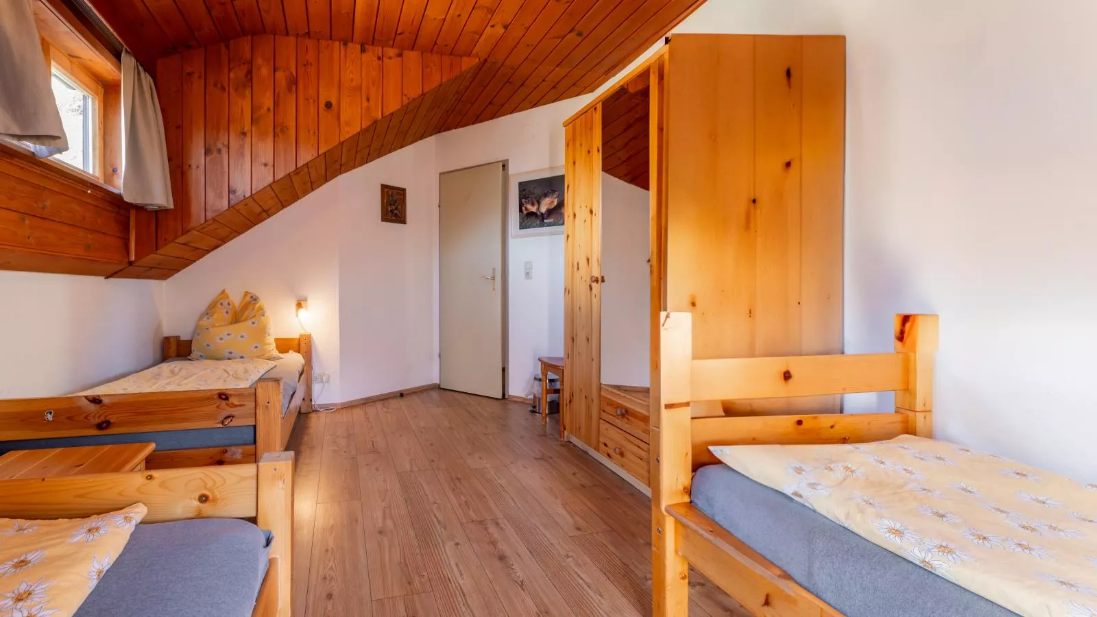 Obervellach-Bedroom