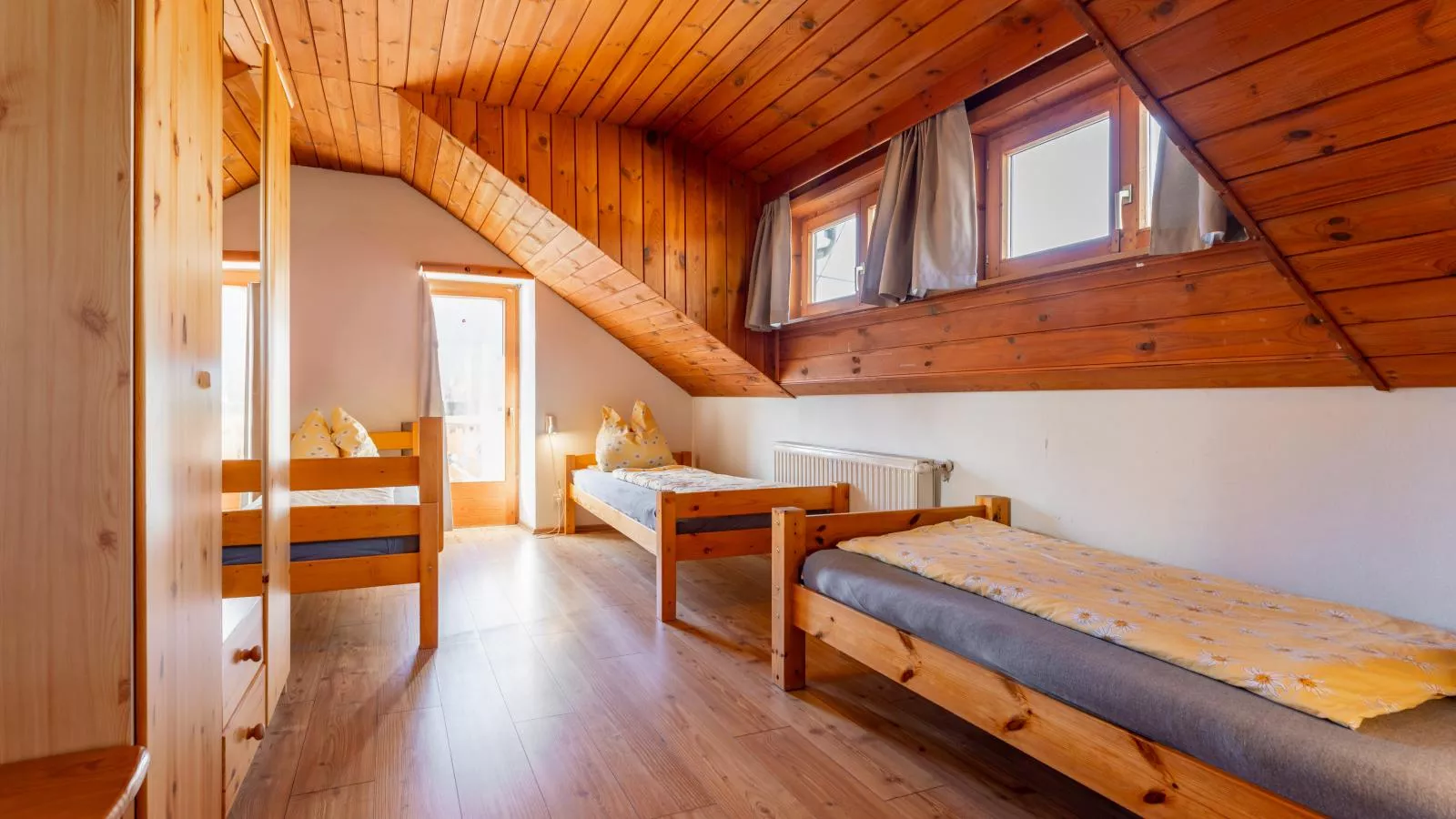 Obervellach-Bedroom