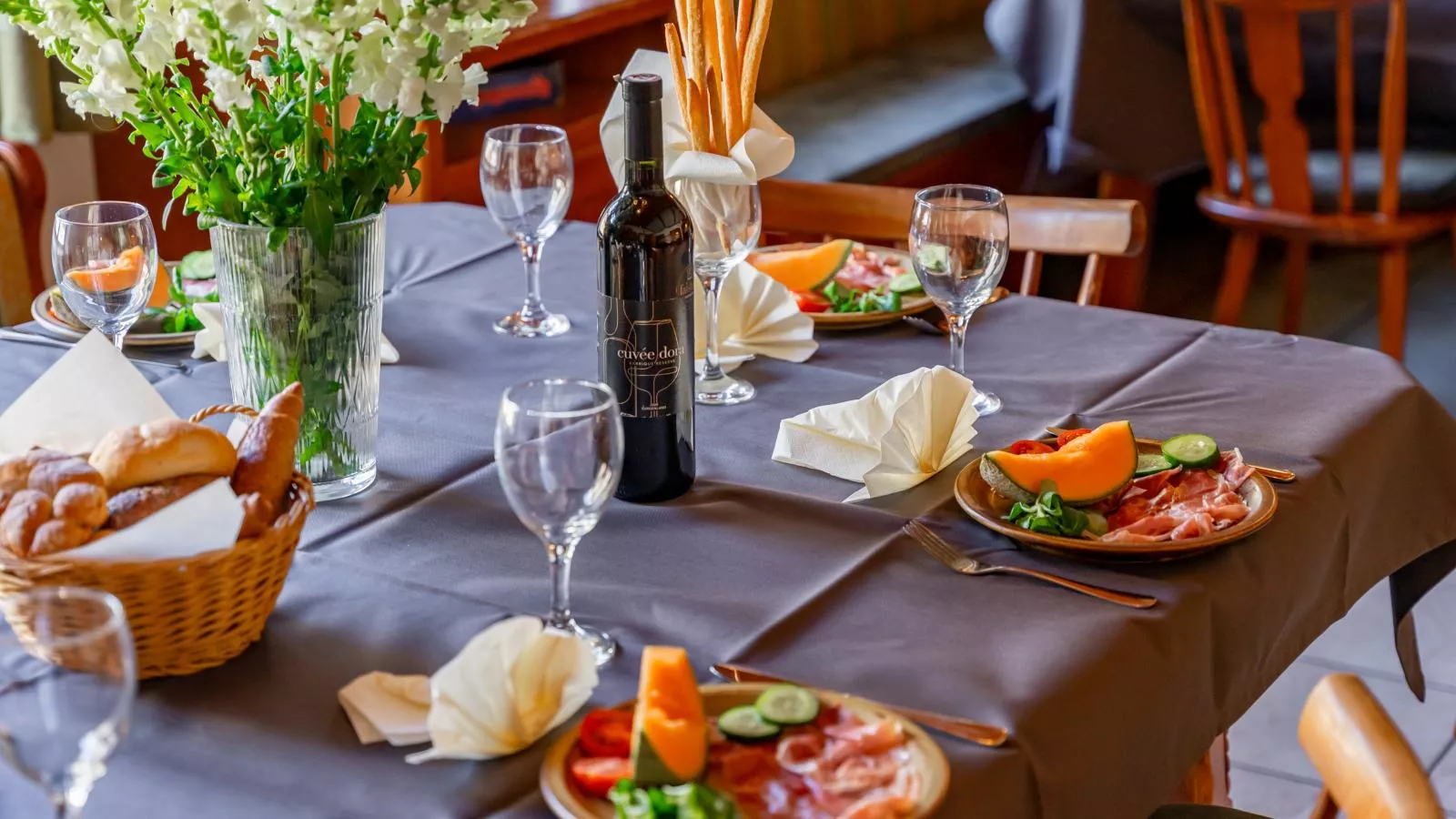 Obervellach-Dining room