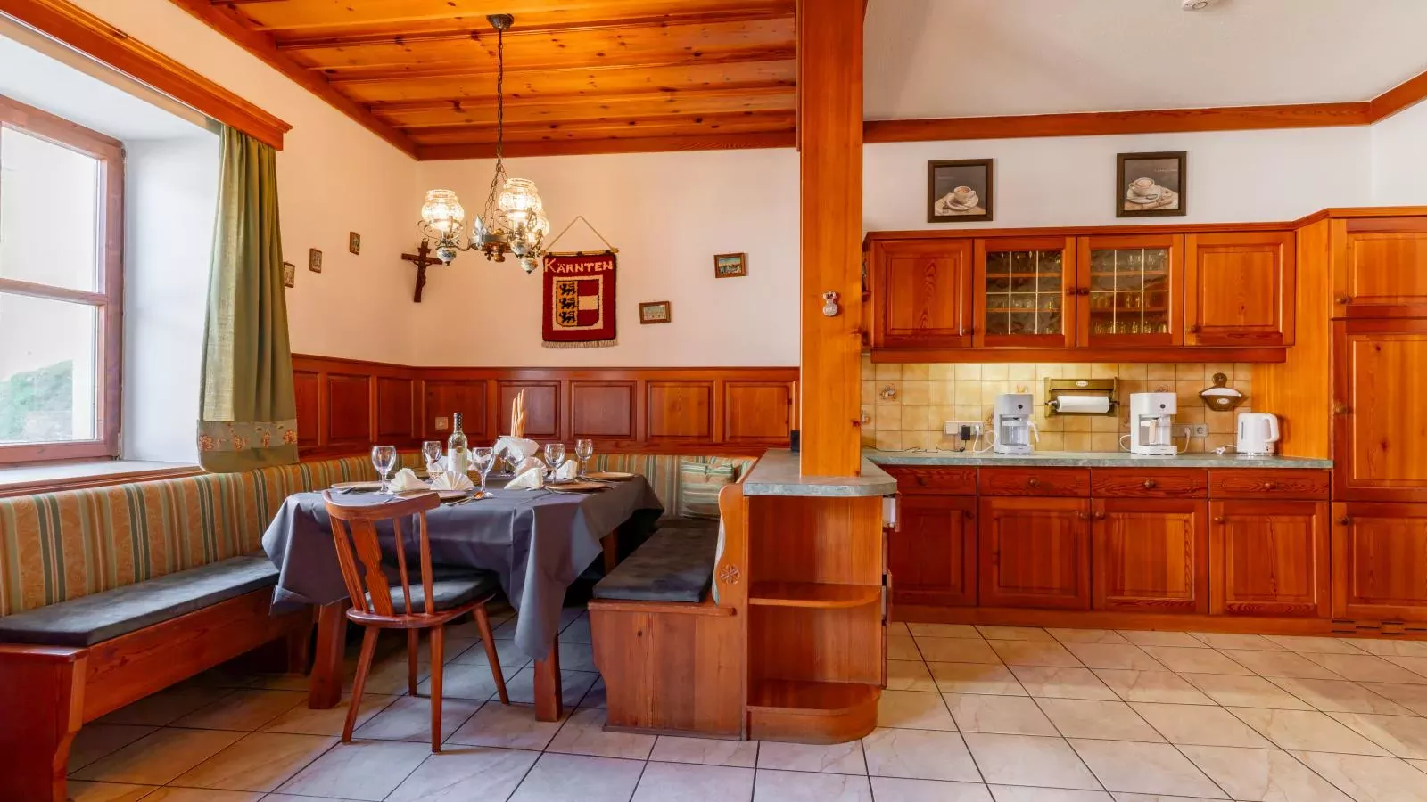 Obervellach-Dining room