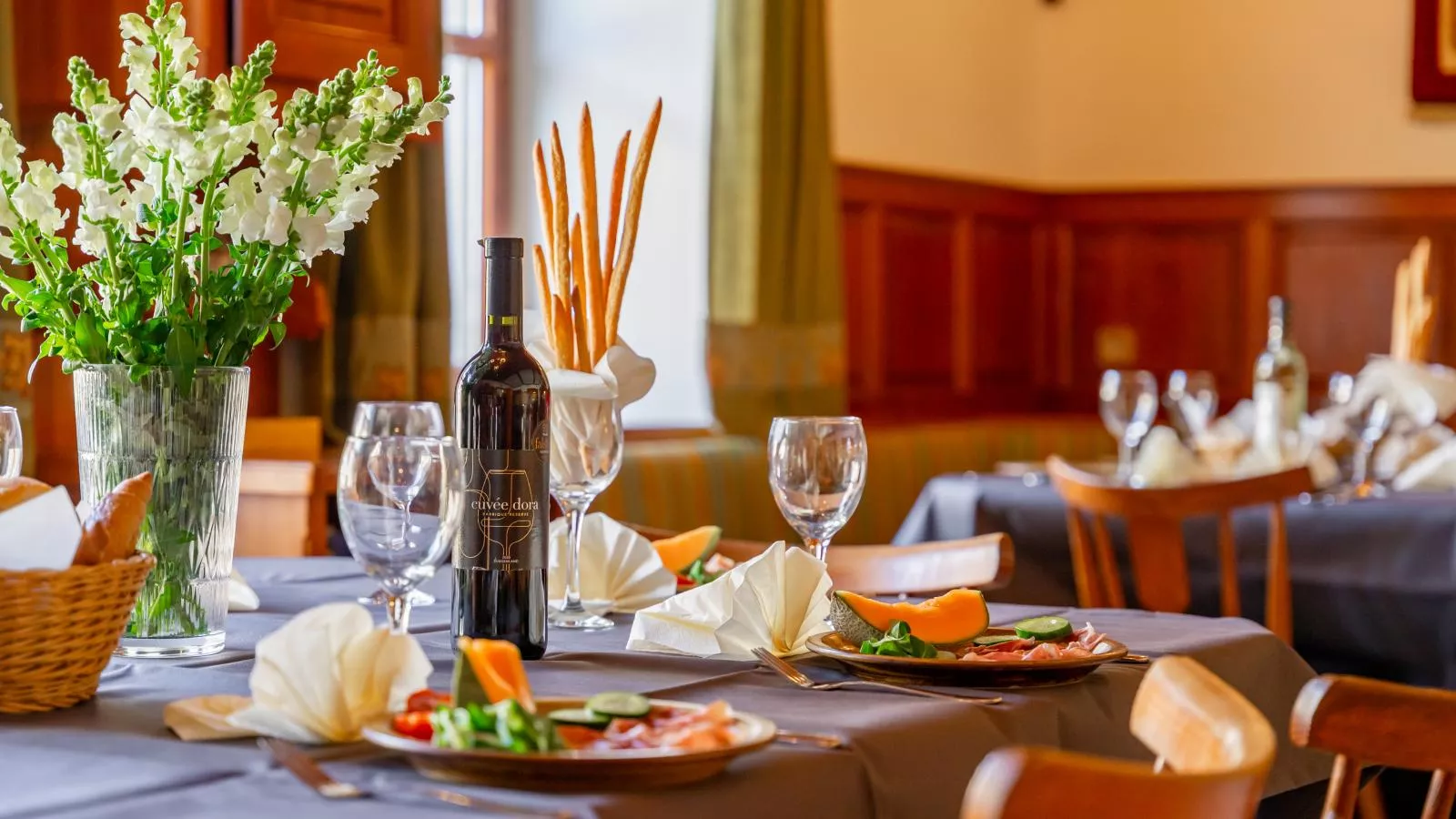 Obervellach-Dining room