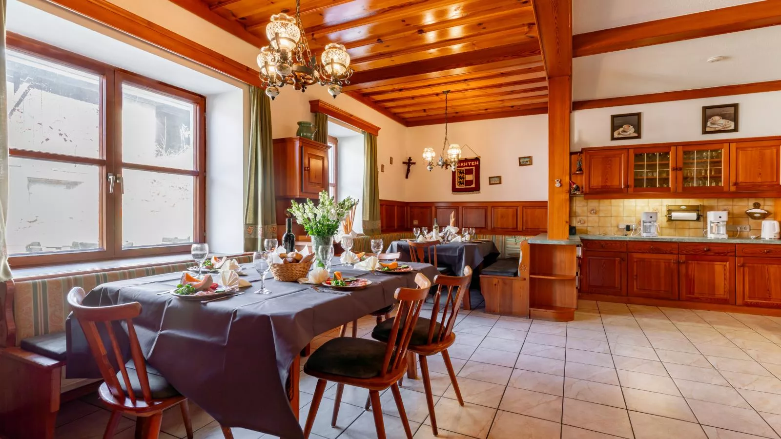 Obervellach-Dining room