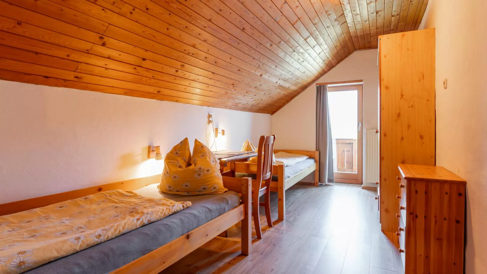 Obervellach-Bedroom
