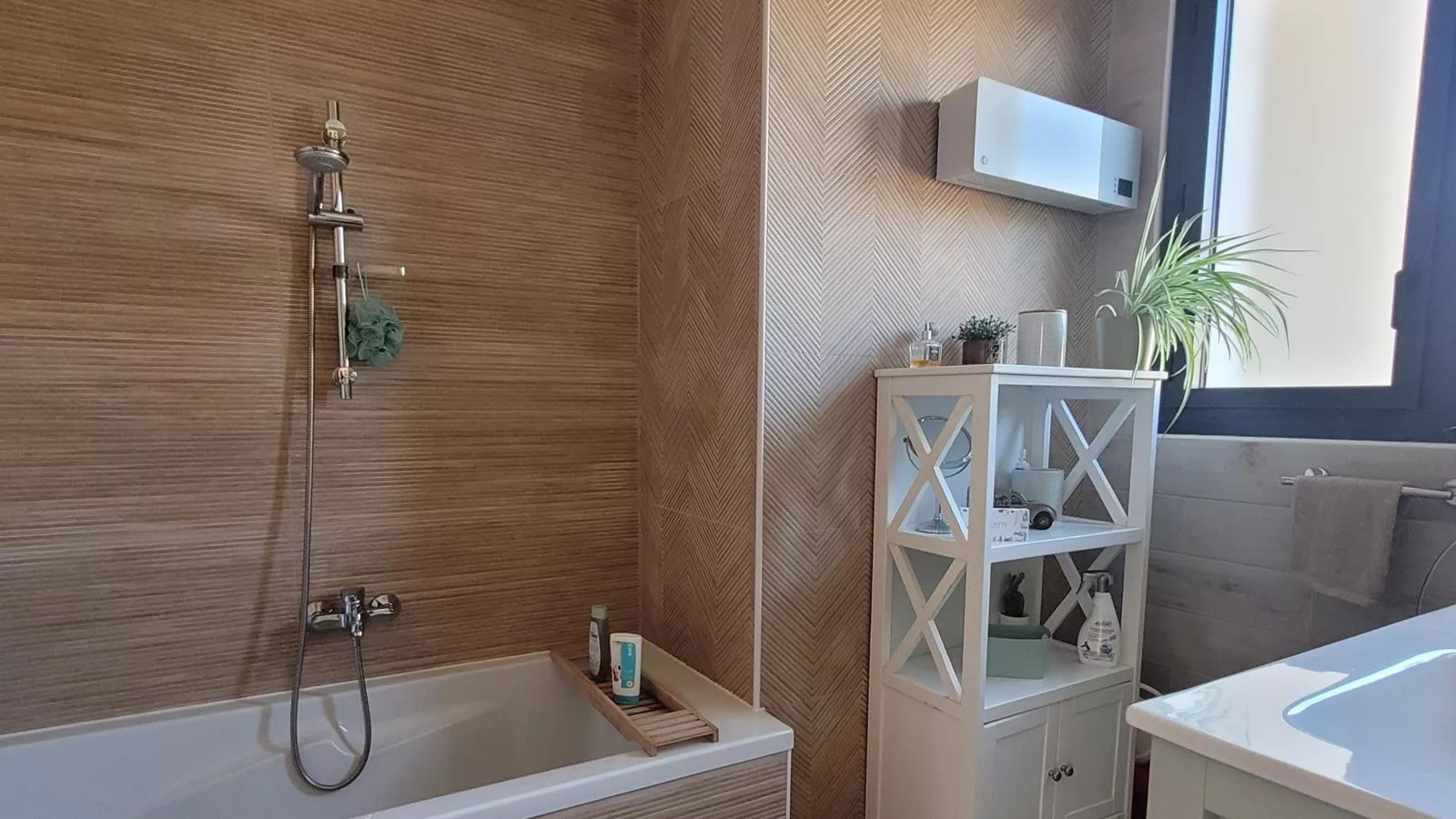 Les Amandiers-Bathroom