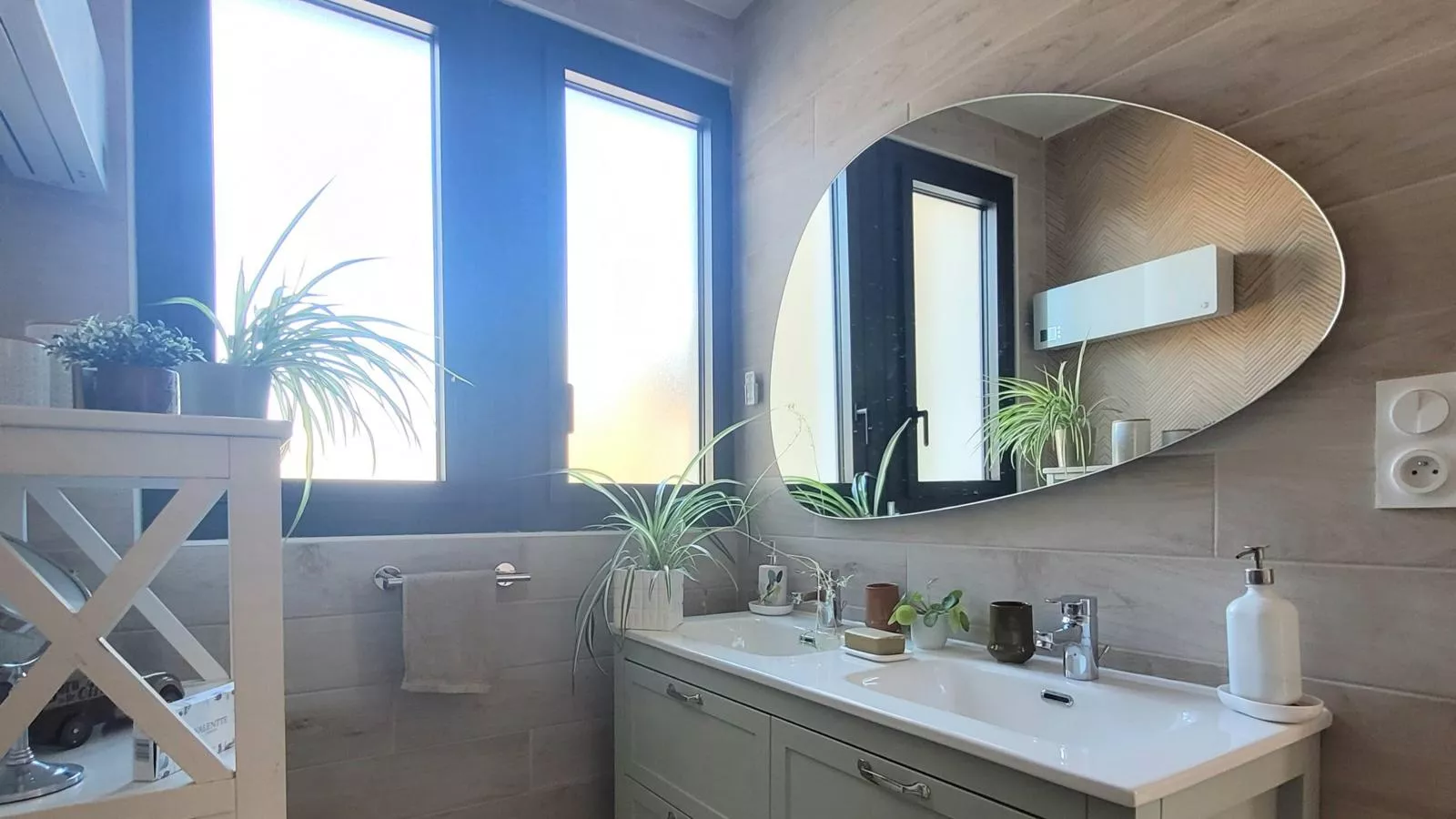Les Amandiers-Bathroom