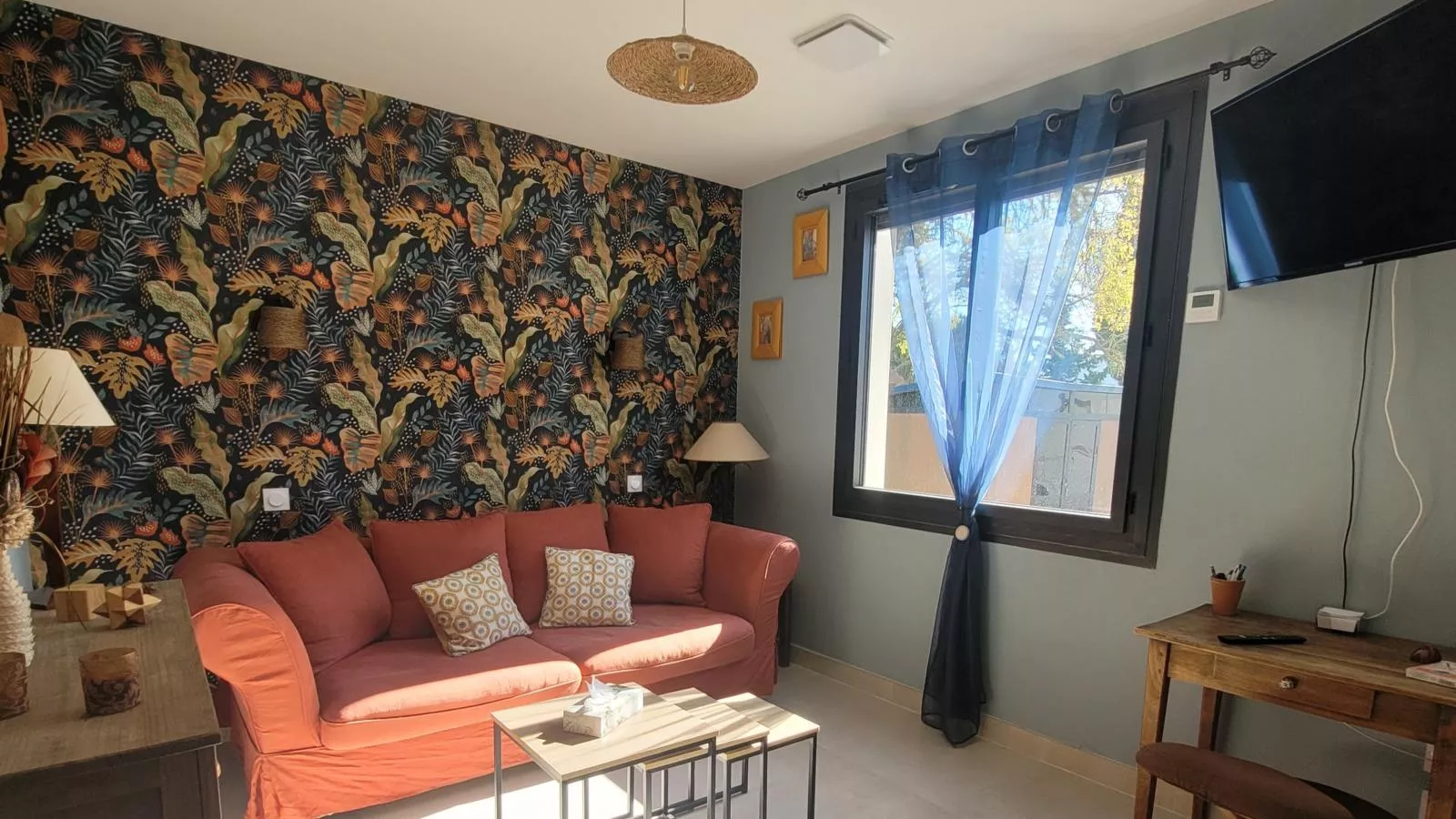 Les Amandiers-Bedroom