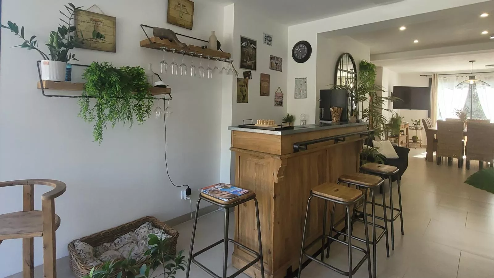 Les Amandiers-Living room