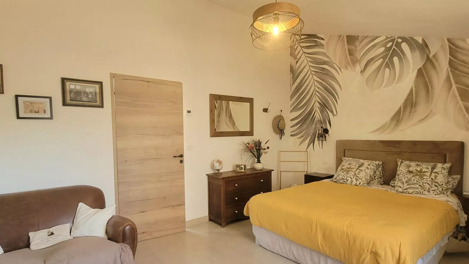 Les Amandiers-Bedroom