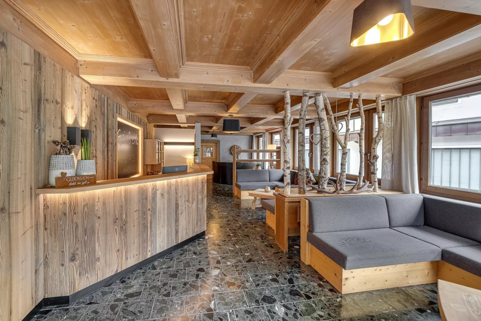 Apart Resort Fügenerhof - Bergjuwel-Hall d'accueil