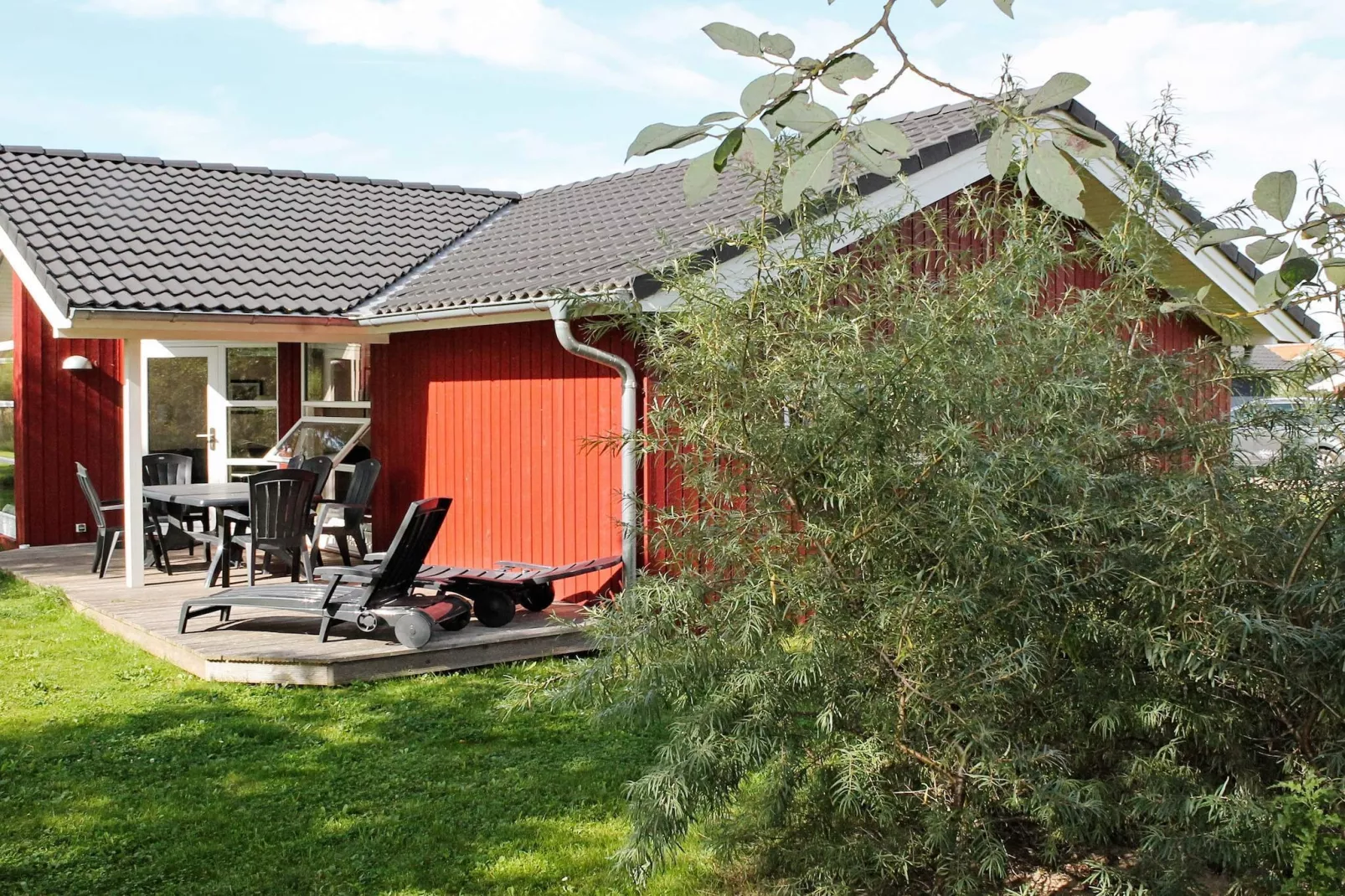 Beautiful holiday home with outdoor space-View