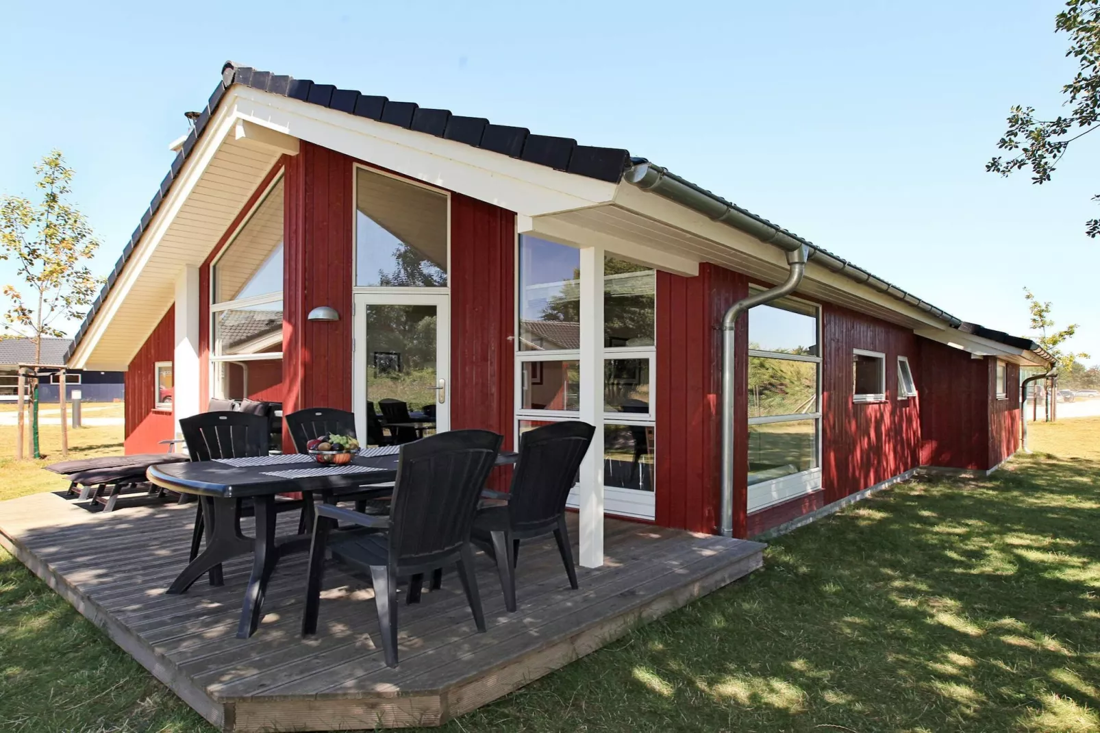 Beautiful holiday home with outdoor space-View