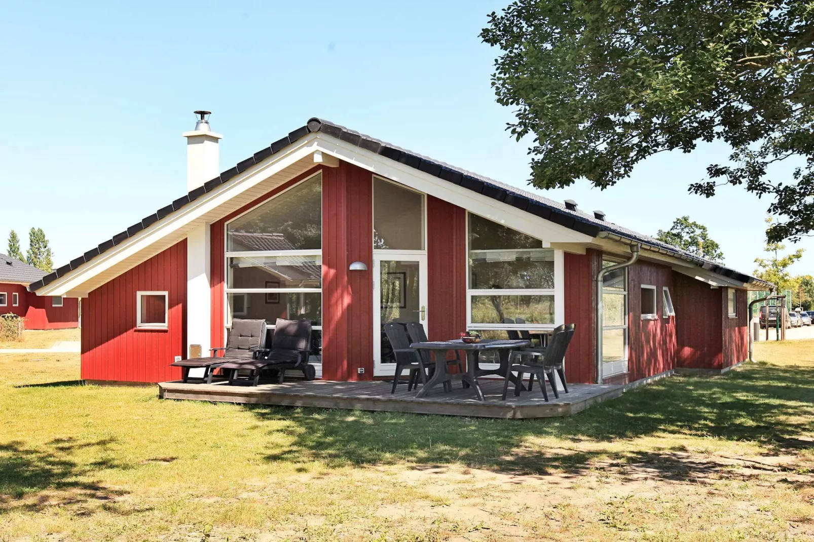 Beautiful holiday home with outdoor space-View