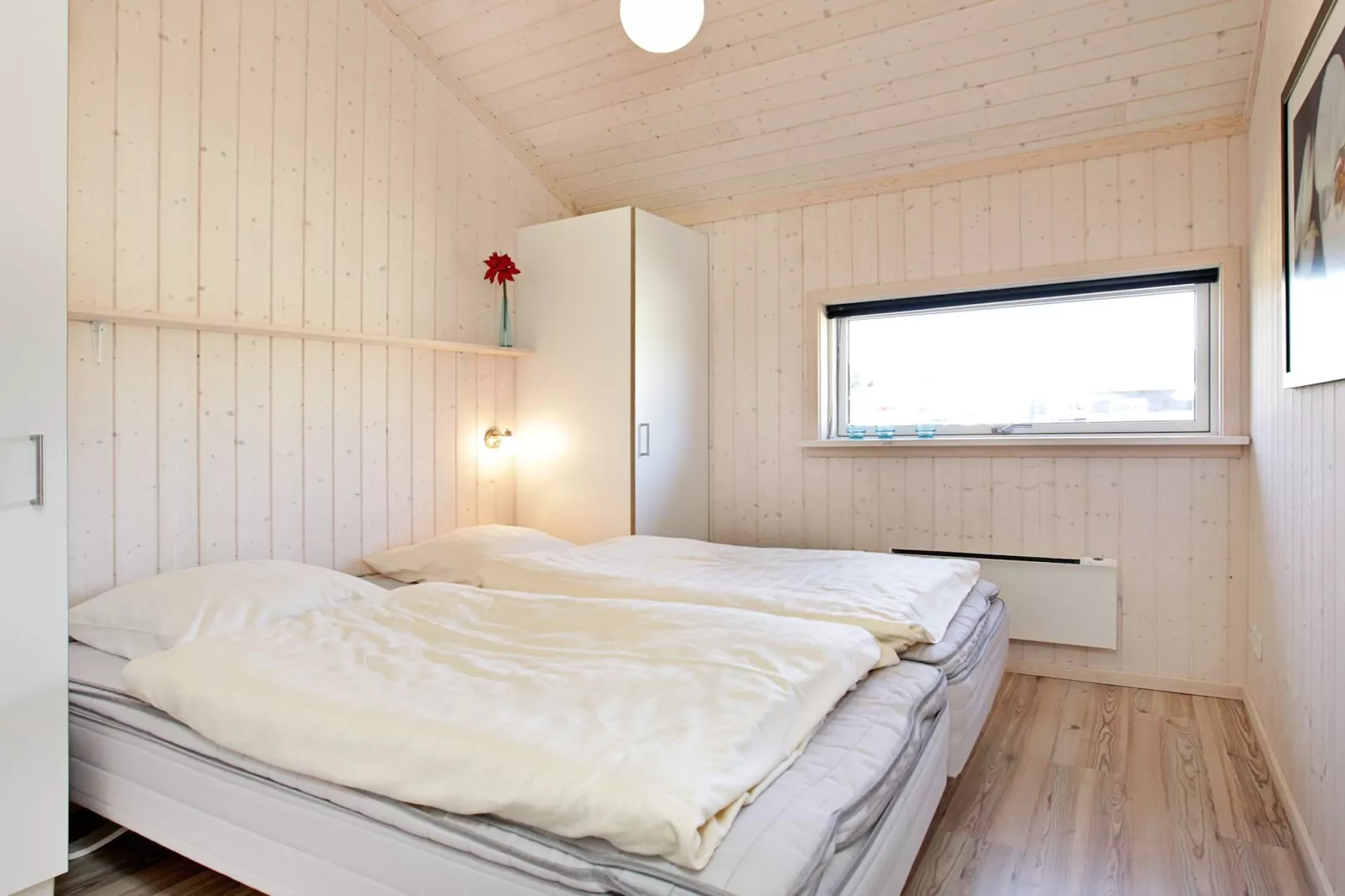 Perfect holiday home with view-Indoor