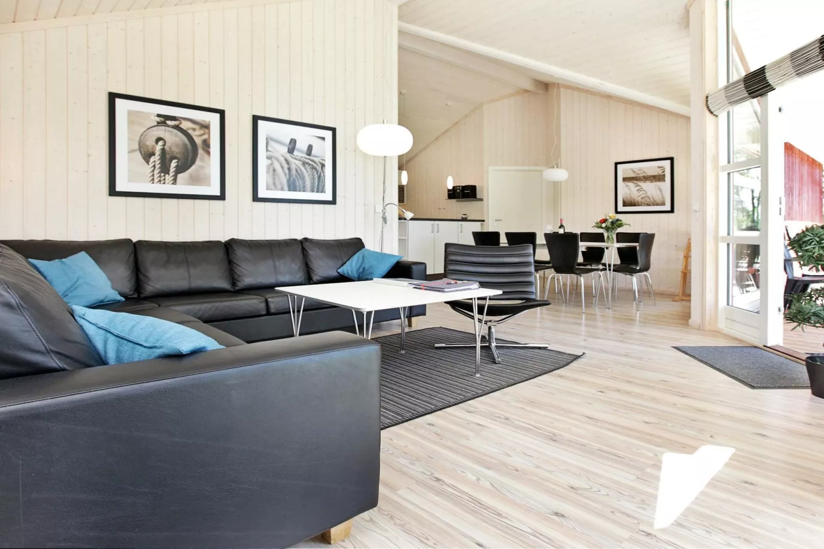Splendid holiday home with view-Indoor