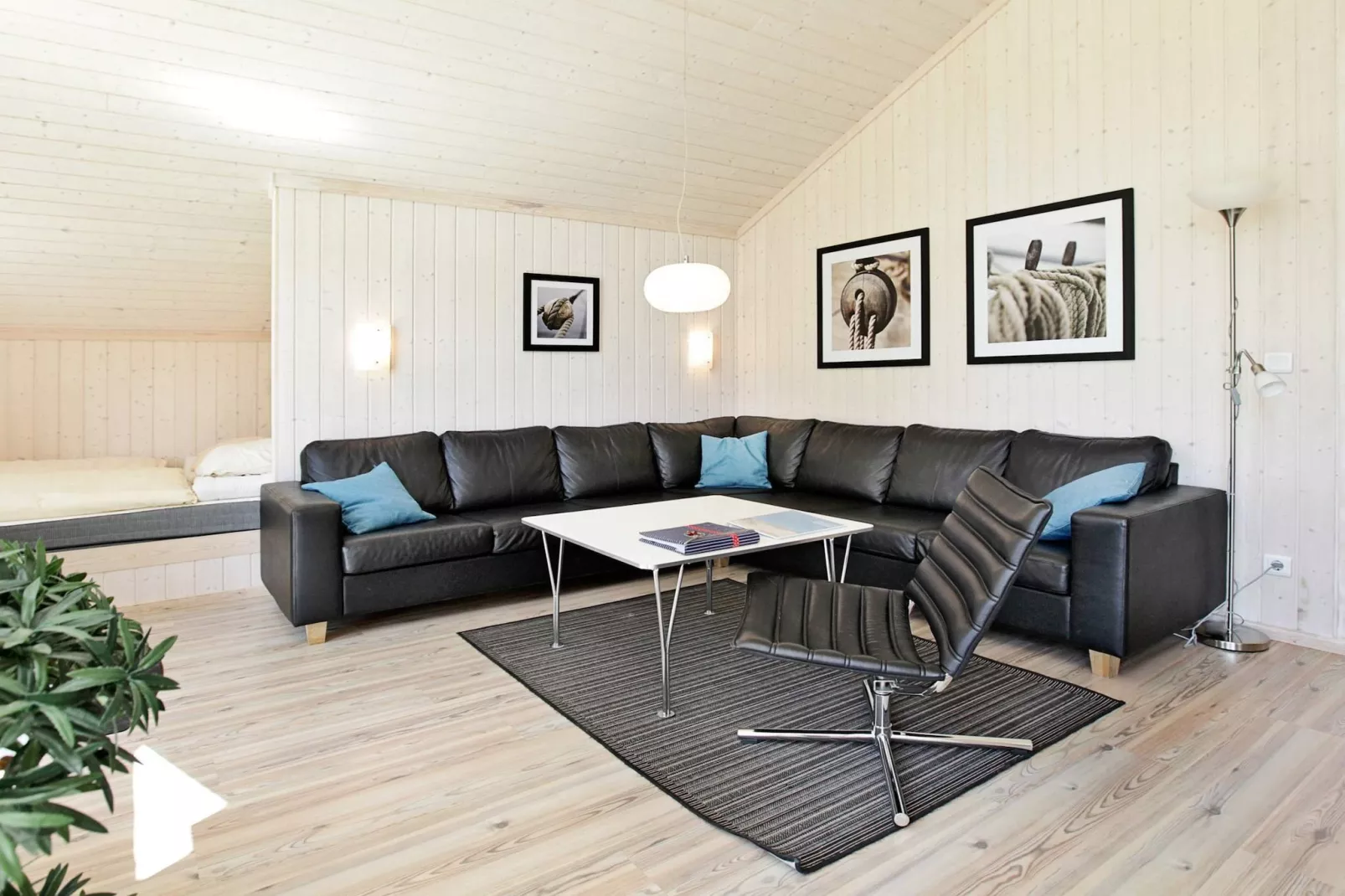 Holiday home with central heating-Indoor