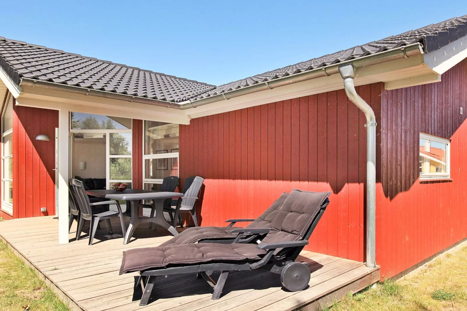 Pretty holiday home with balcony-View