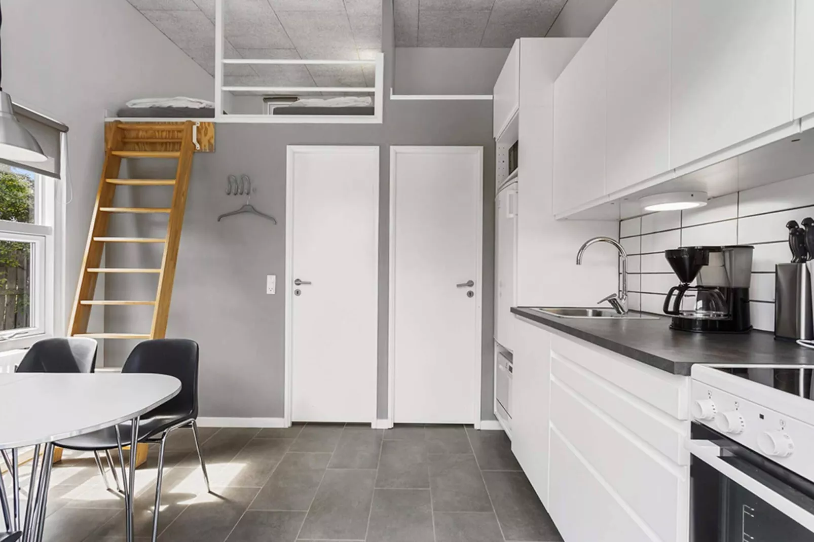 Grenen hytte Plus 6 senger-Indoor