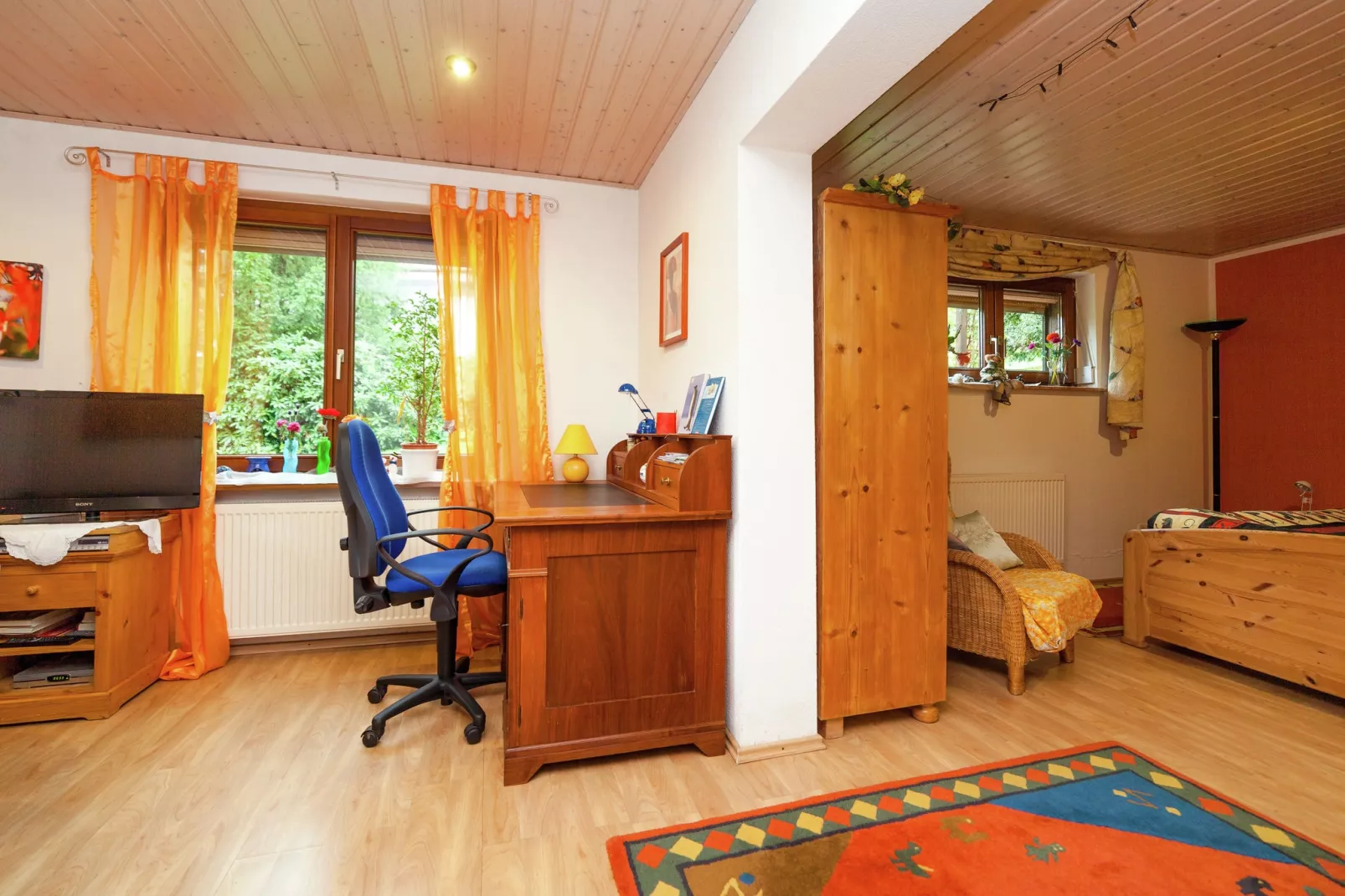 Goebel-Living room