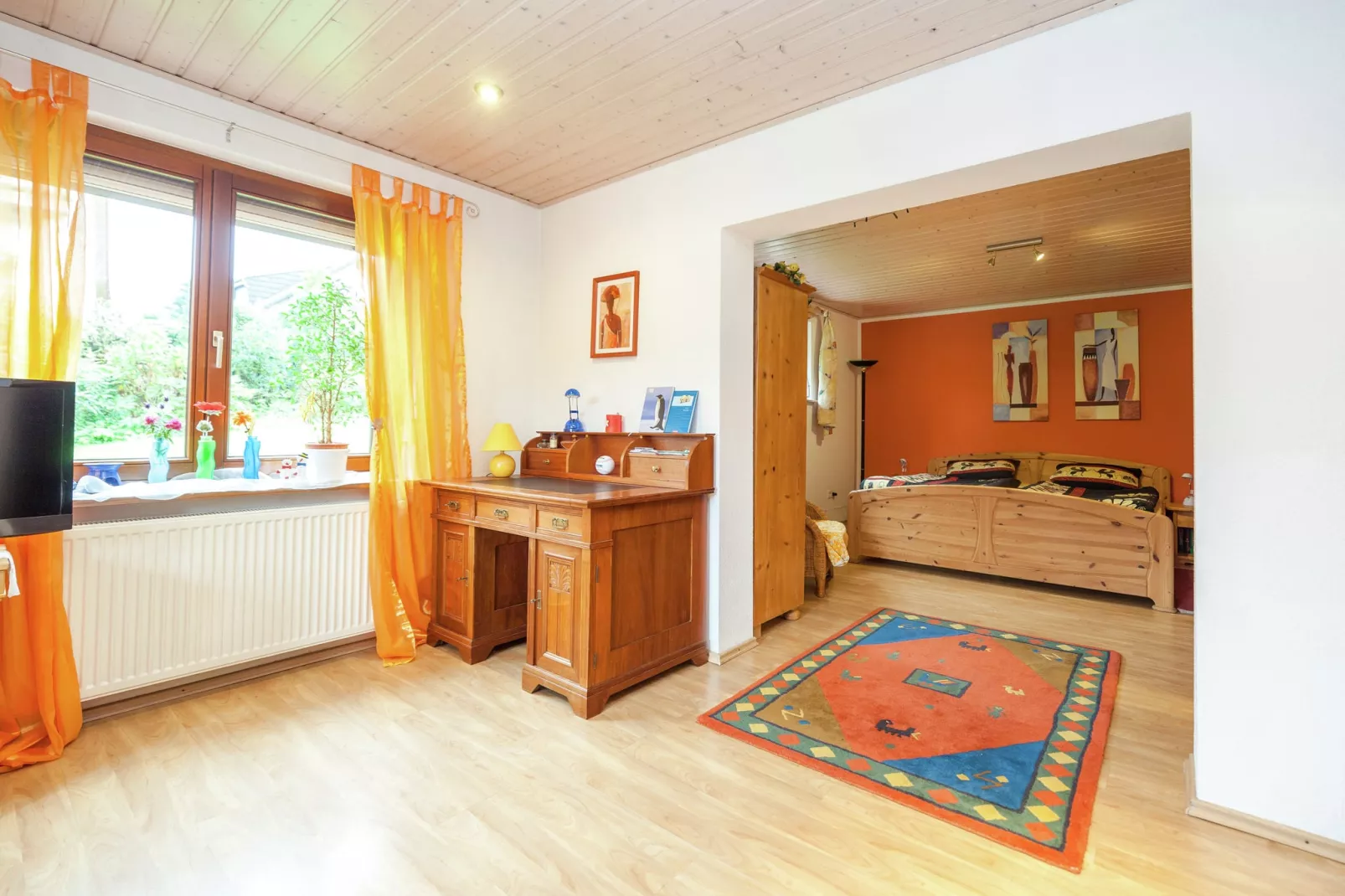 Goebel-Living room