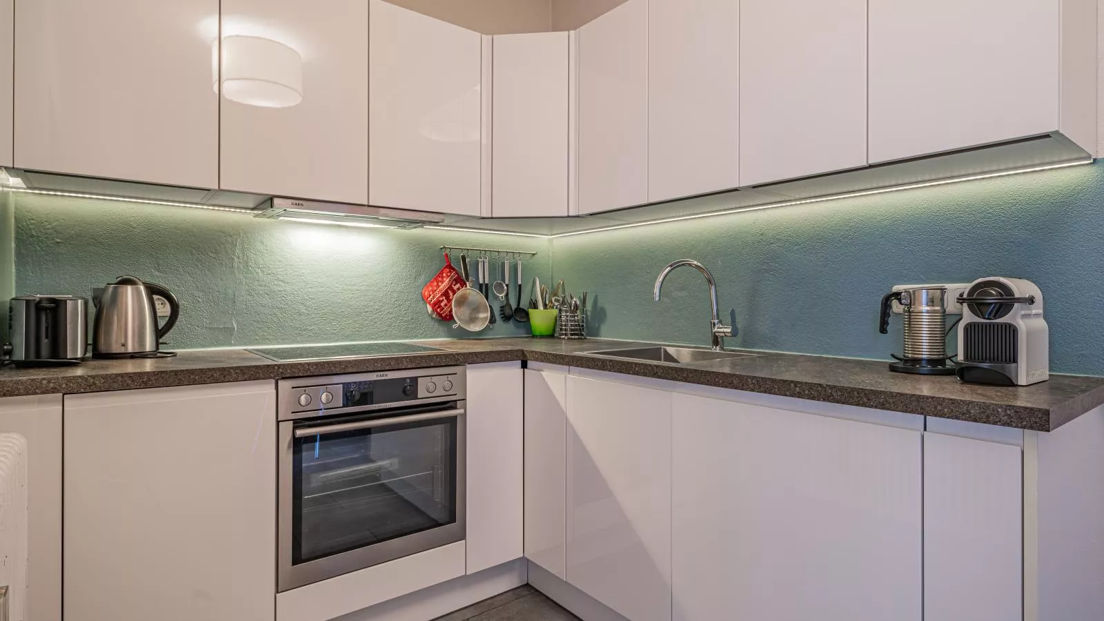 Kitz Apartments Top 1-Kitchen