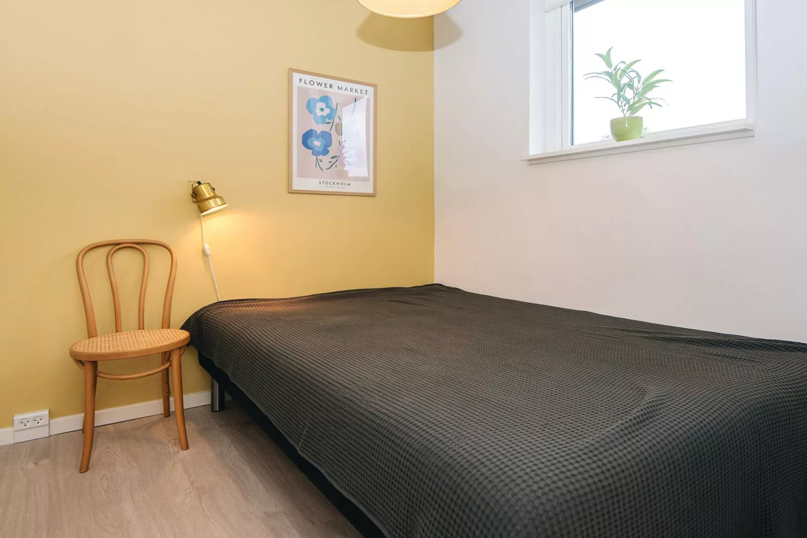 4 person holiday home in Glesborg-Indoor