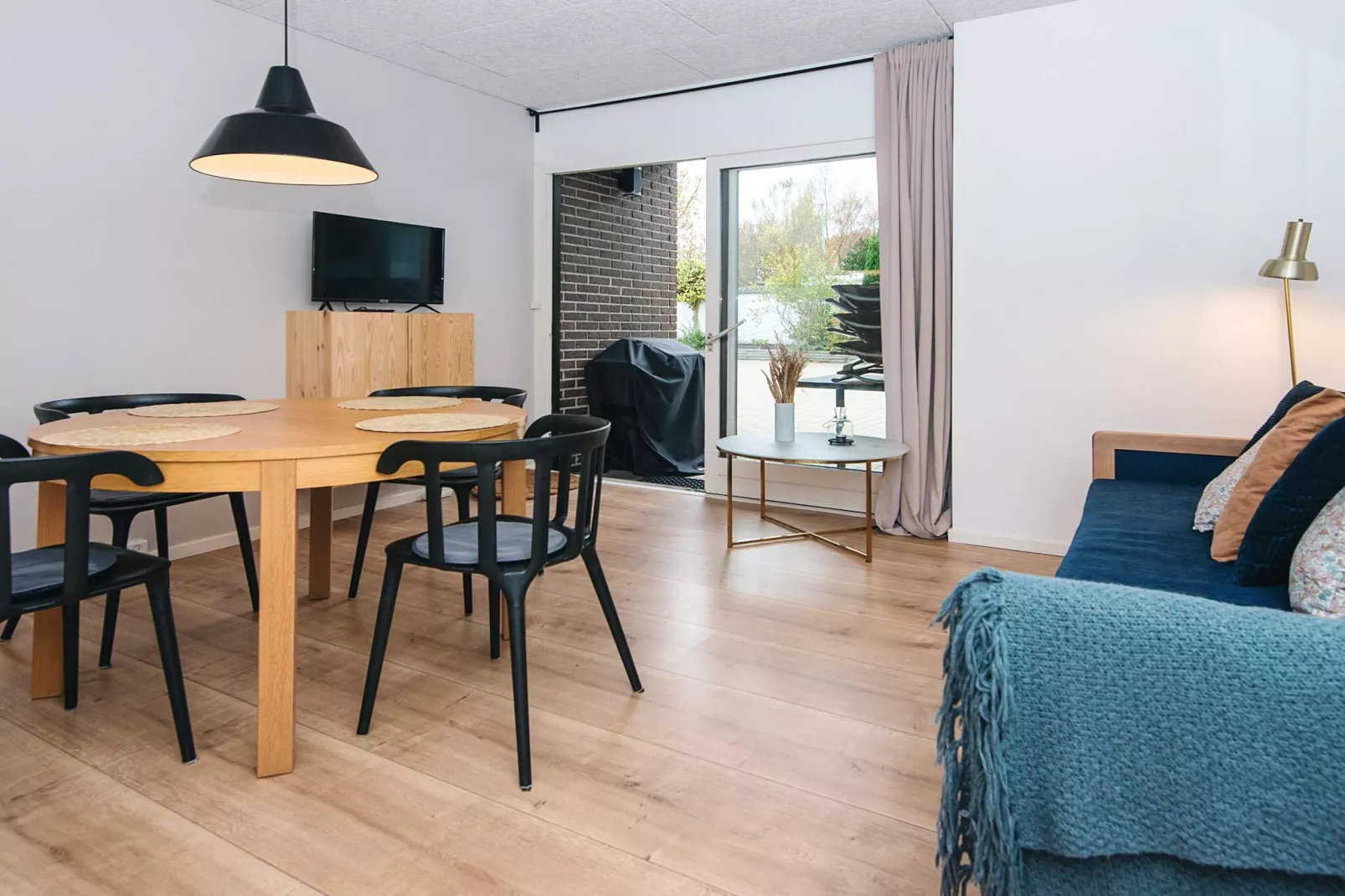 4 person holiday home in Glesborg-Indoor