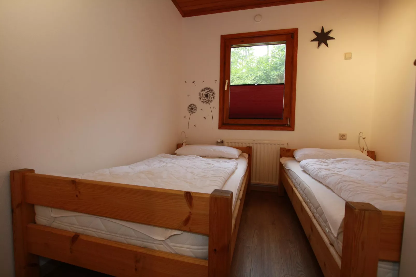 Typ B - Kaminhaus Haustierfrei-Schlafzimmer