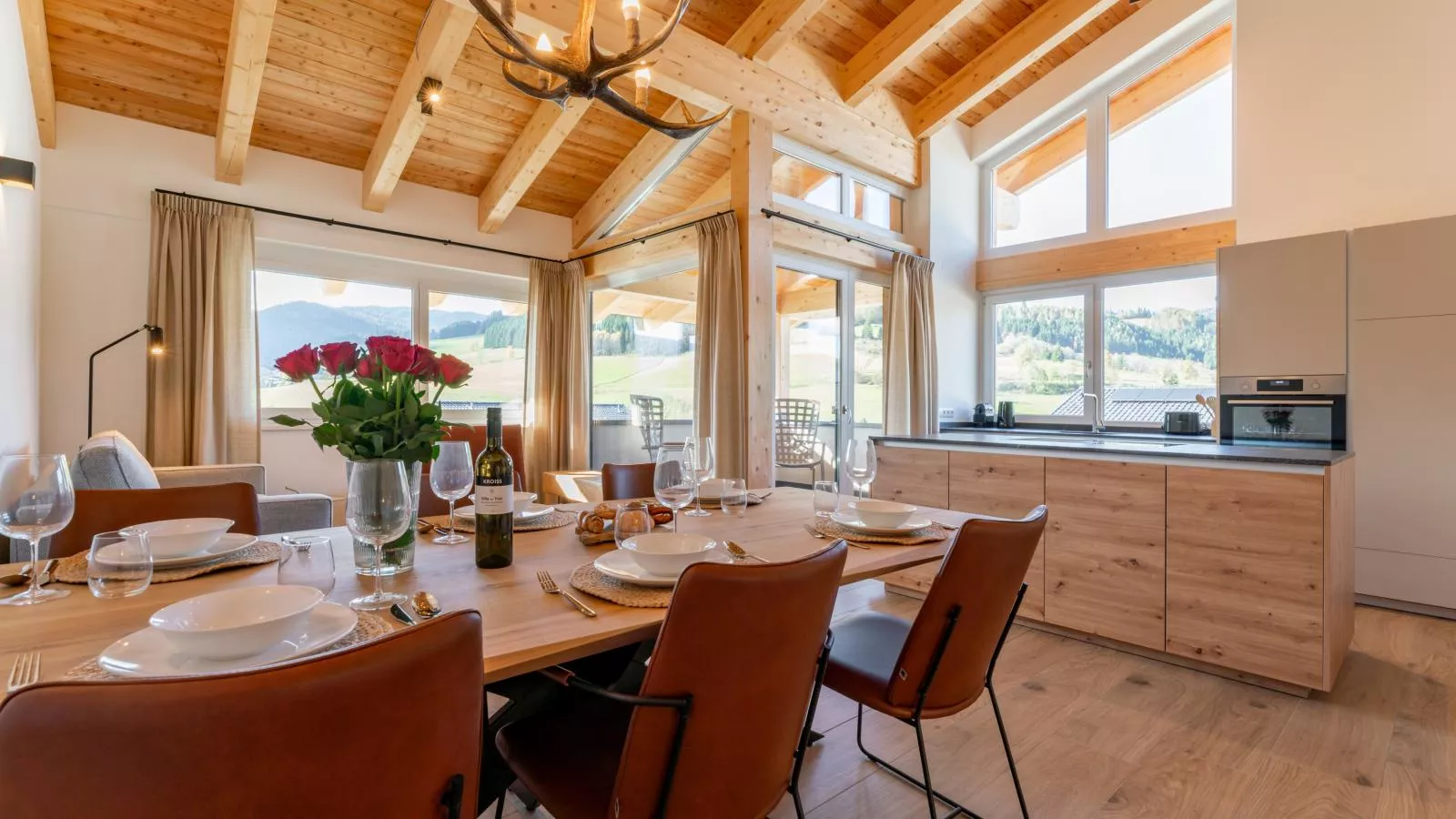 Grebenzen Lodge 51-Dining room