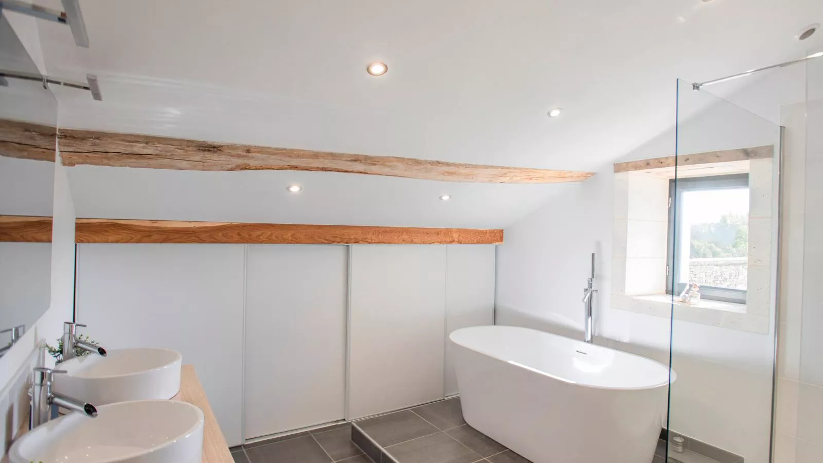 Les Ecures 1-Badezimmer