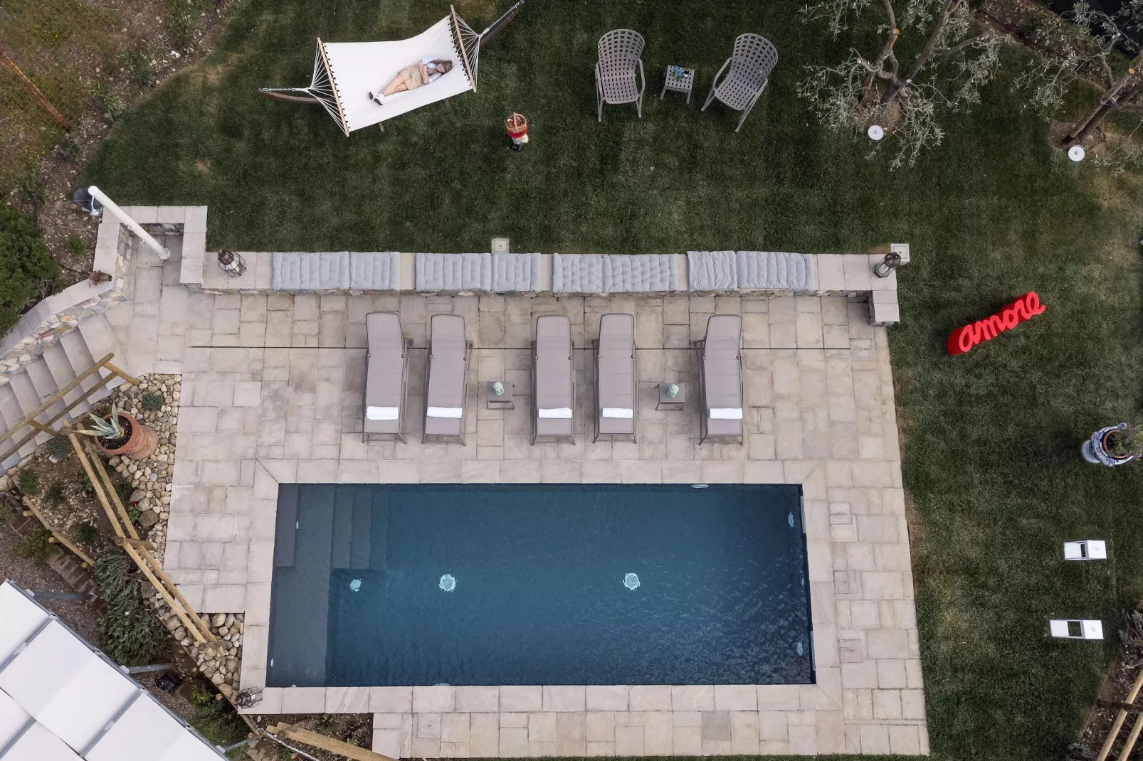 Sotto Colle-Pool