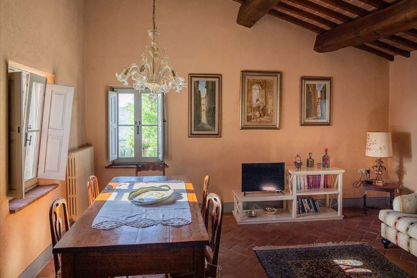Sotto Colle-Dining room